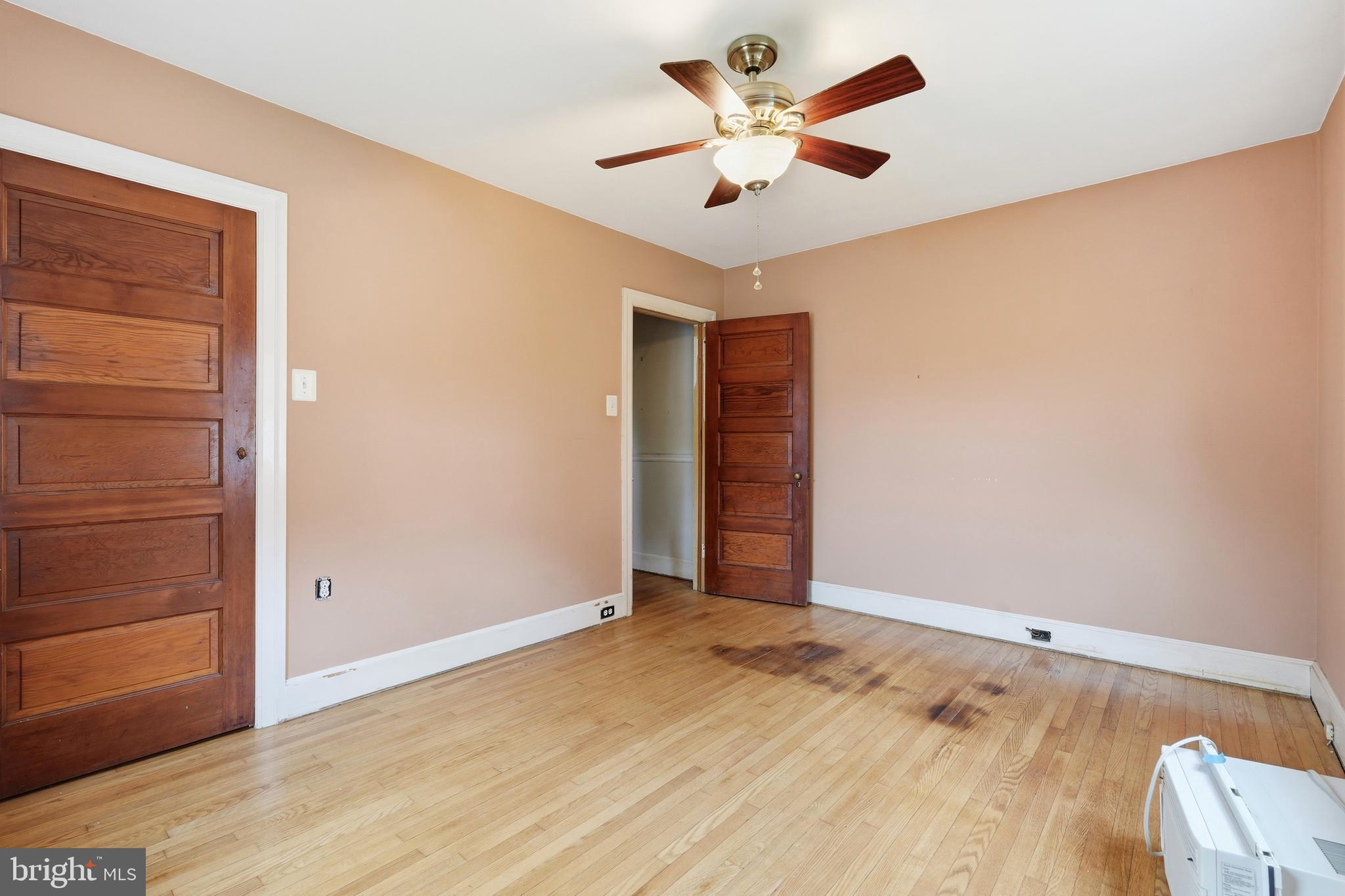 ABINGTON WOODS - Residential