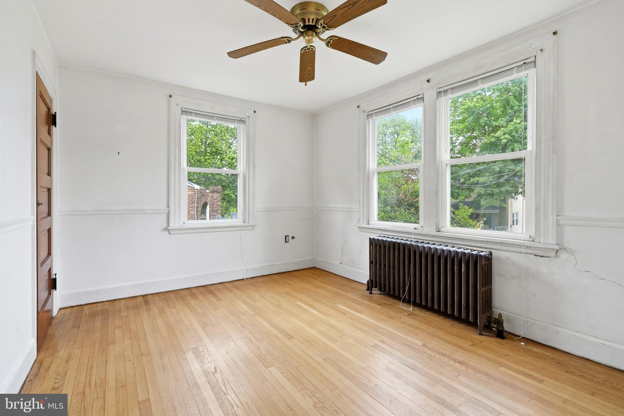 ABINGTON WOODS - Residential
