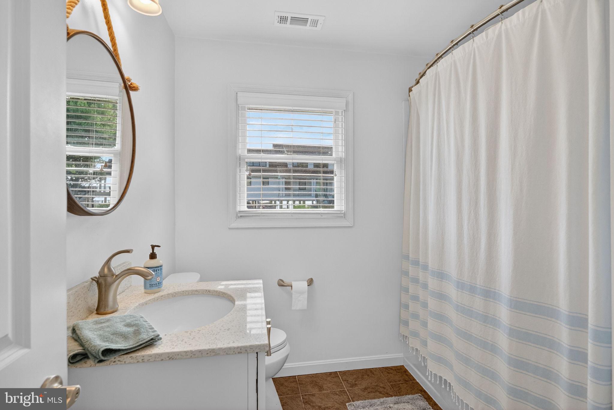 KENT ISLAND ESTATES - Residential
