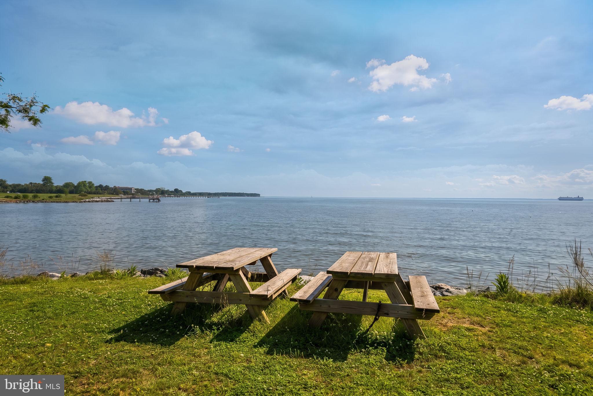 KENT ISLAND ESTATES - Residential