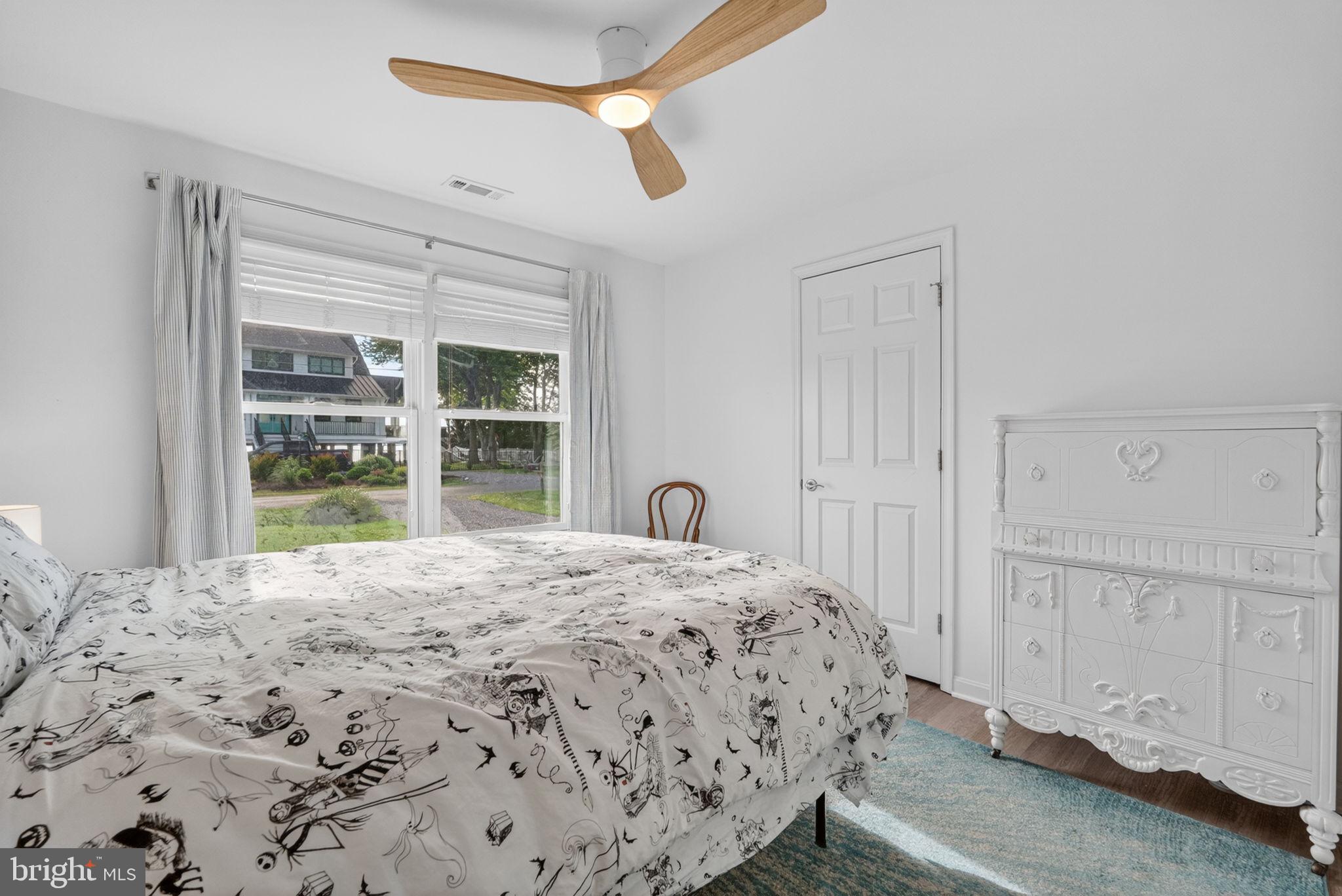 KENT ISLAND ESTATES - Residential