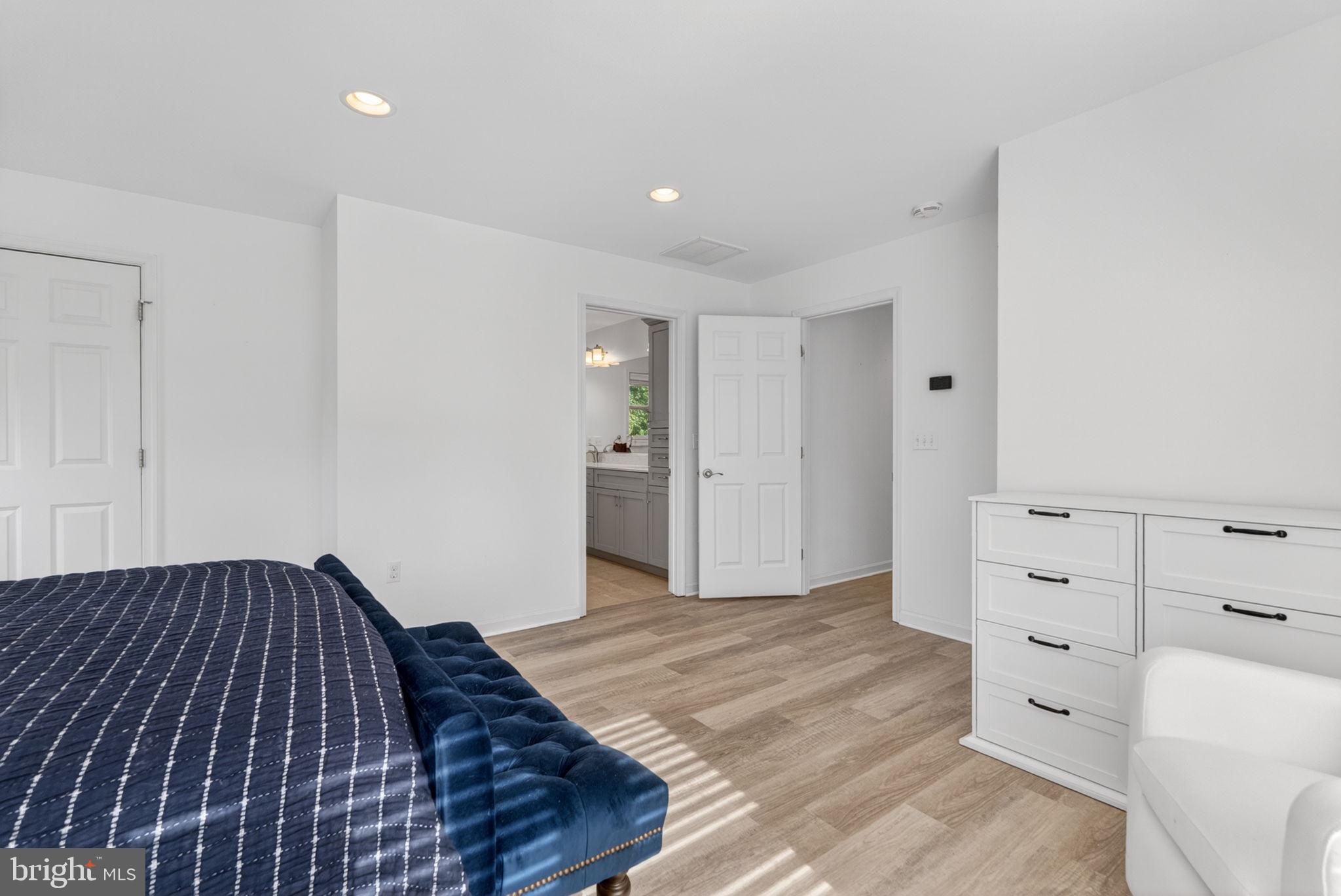 KENT ISLAND ESTATES - Residential