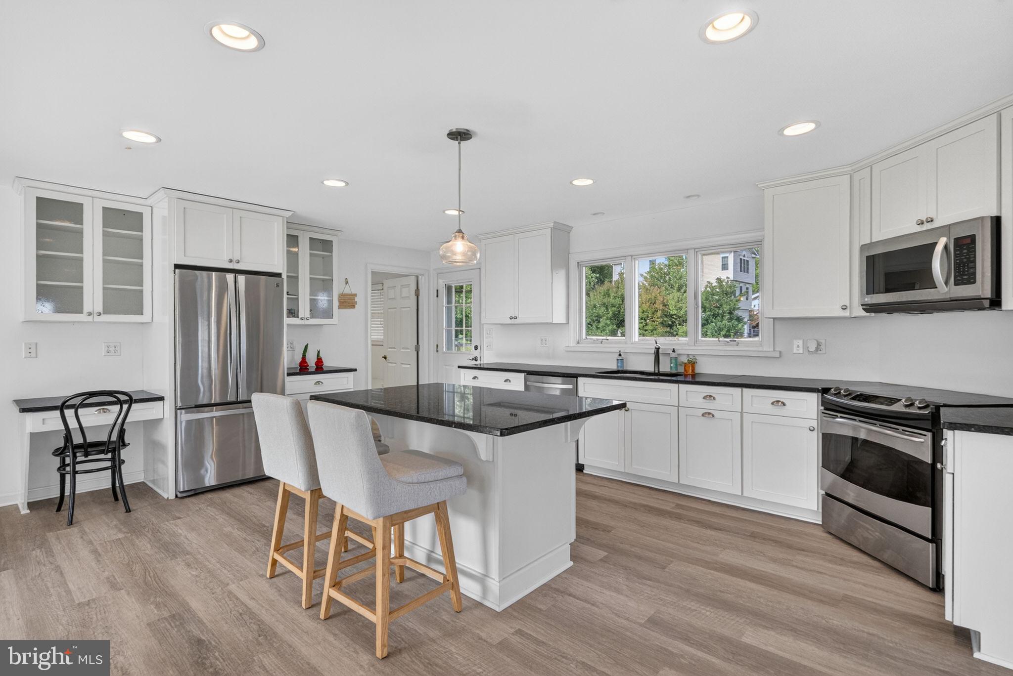 KENT ISLAND ESTATES - Residential