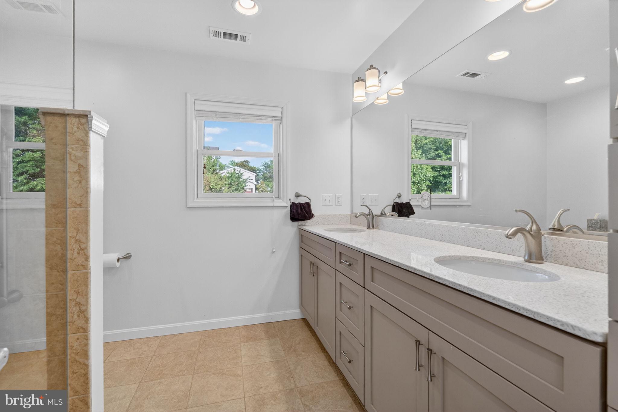 KENT ISLAND ESTATES - Residential
