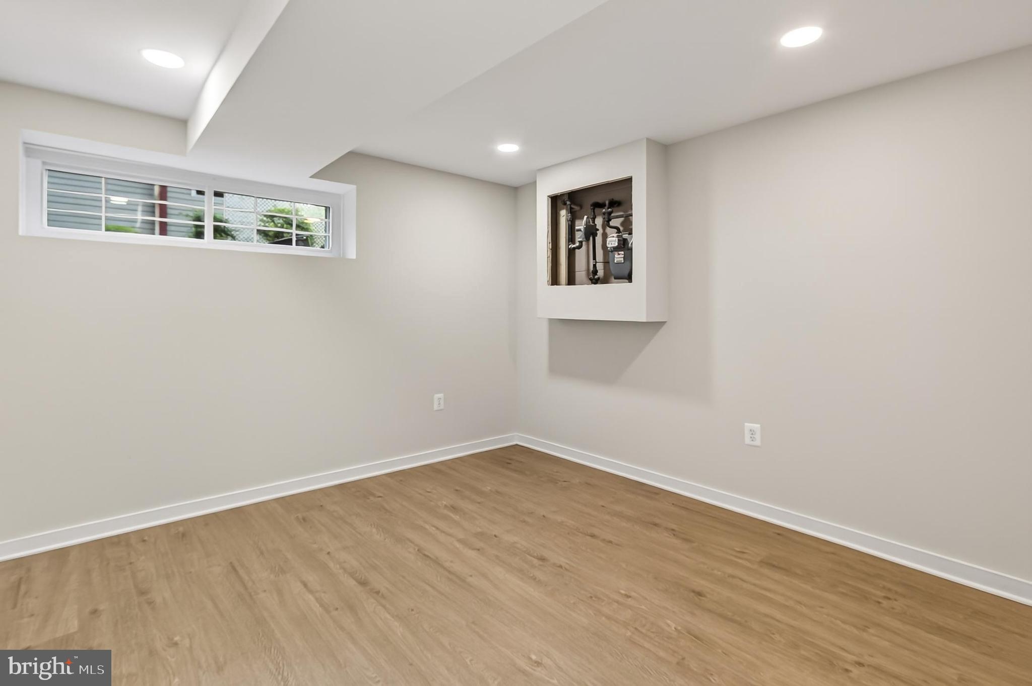 SLEEPY HOLLOW WOODS - Residential
