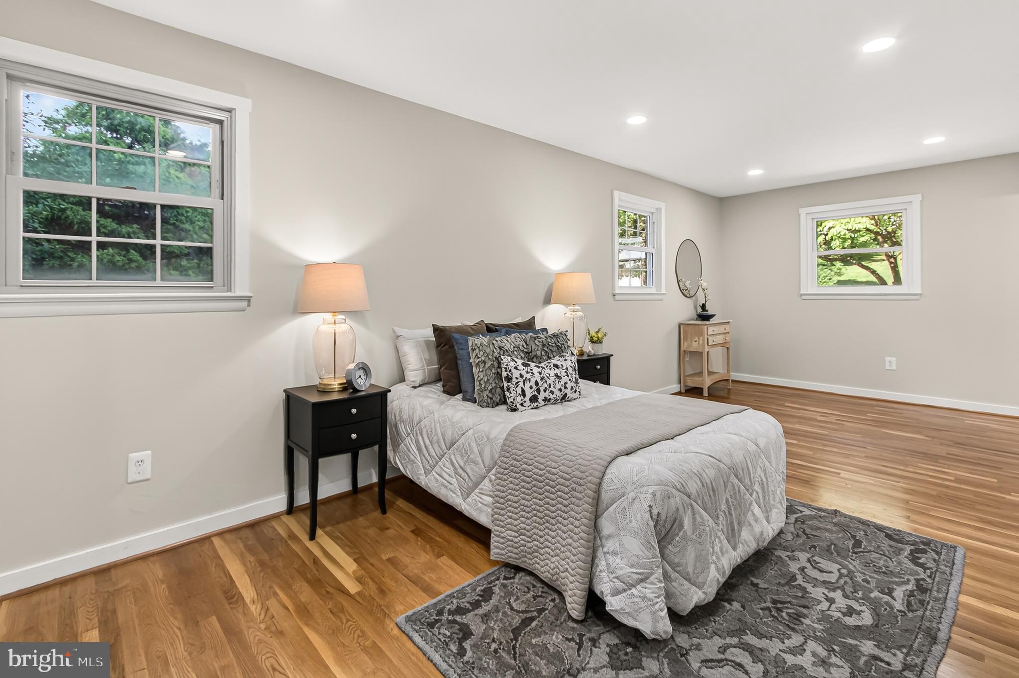 SLEEPY HOLLOW WOODS - Residential