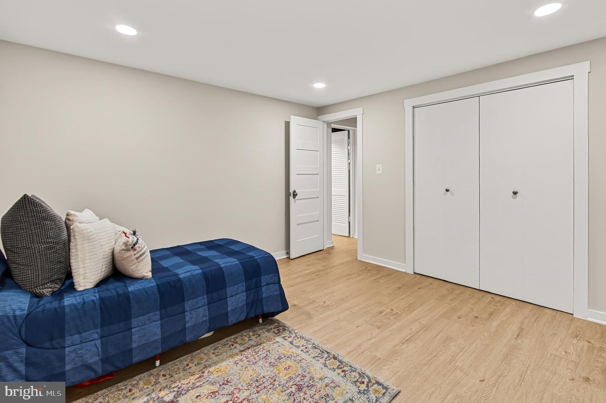 SLEEPY HOLLOW WOODS - Residential
