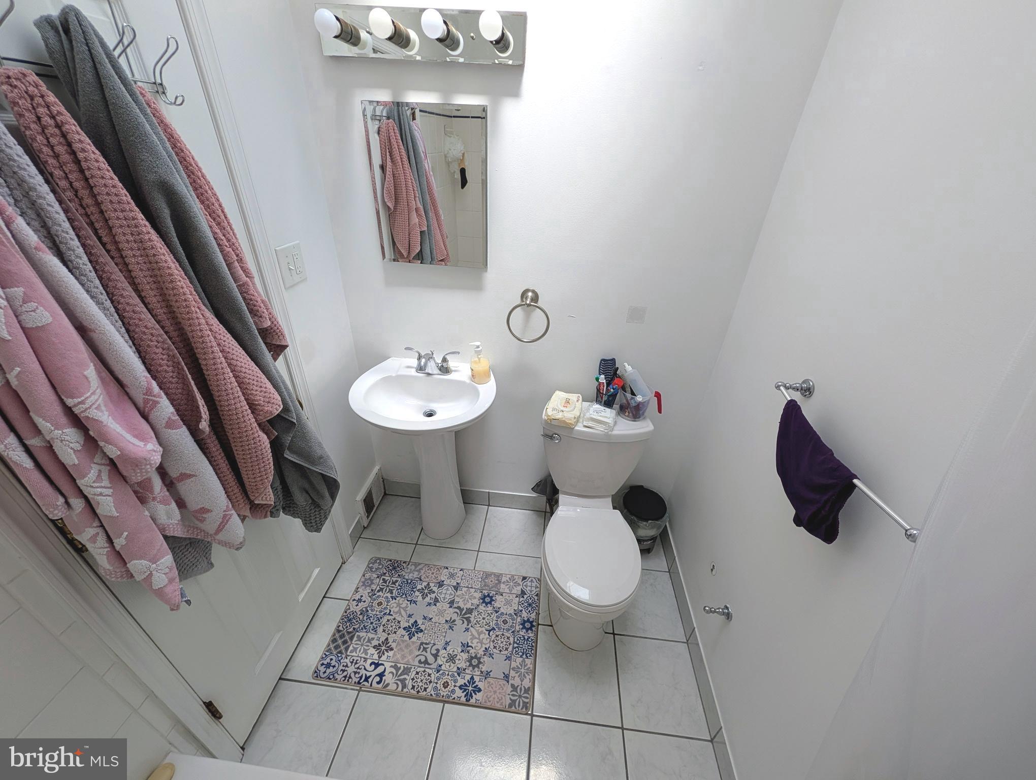 BUSTLETON - Residential