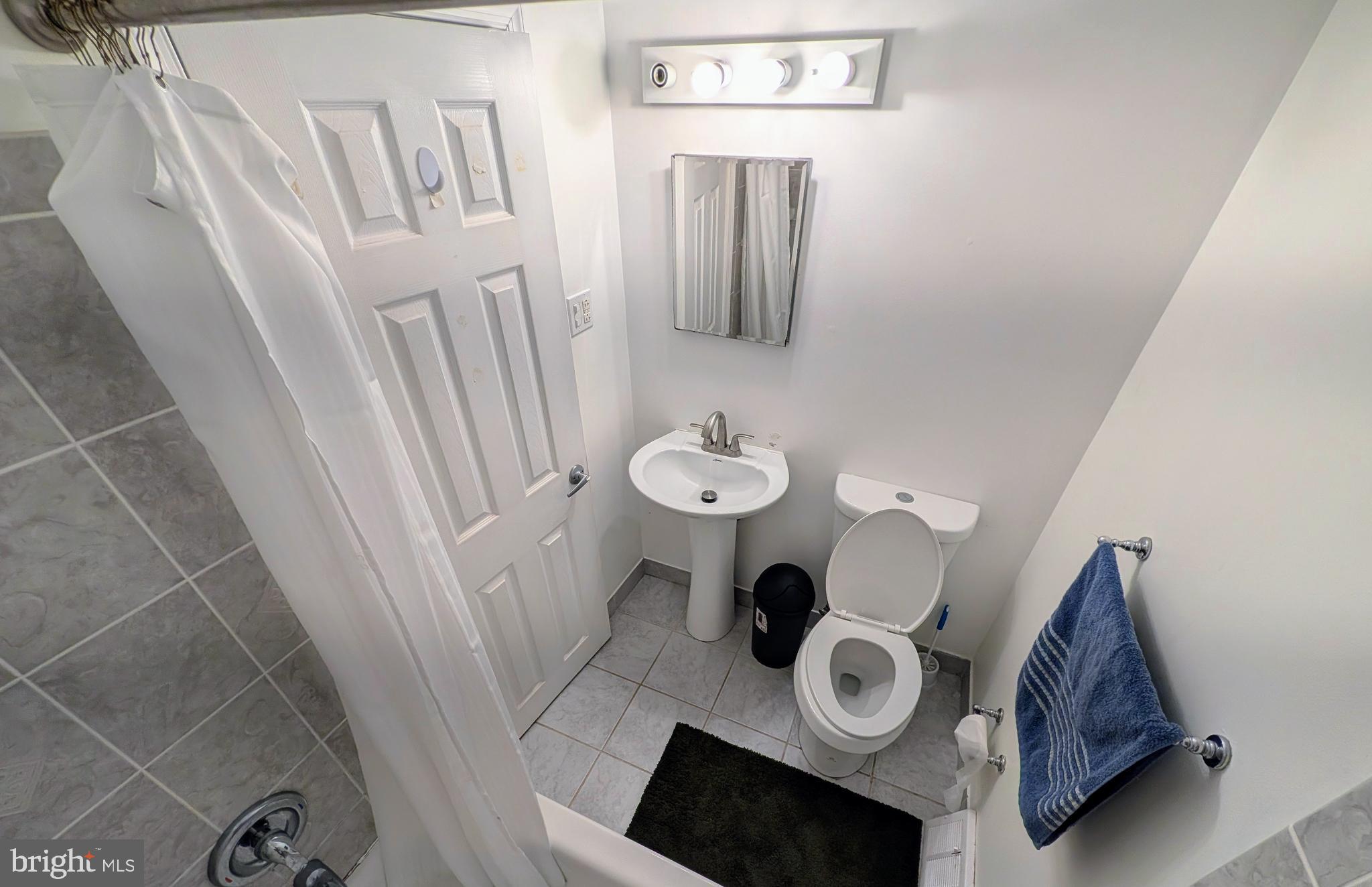 BUSTLETON - Residential