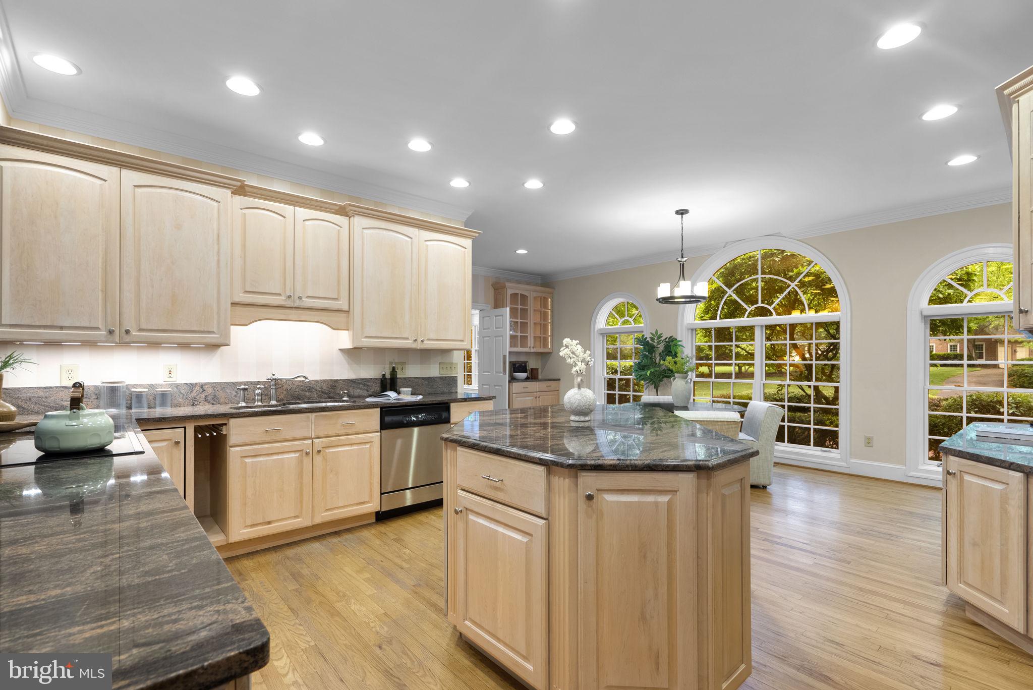 BLUFF POINT ON SEVERN - Residential