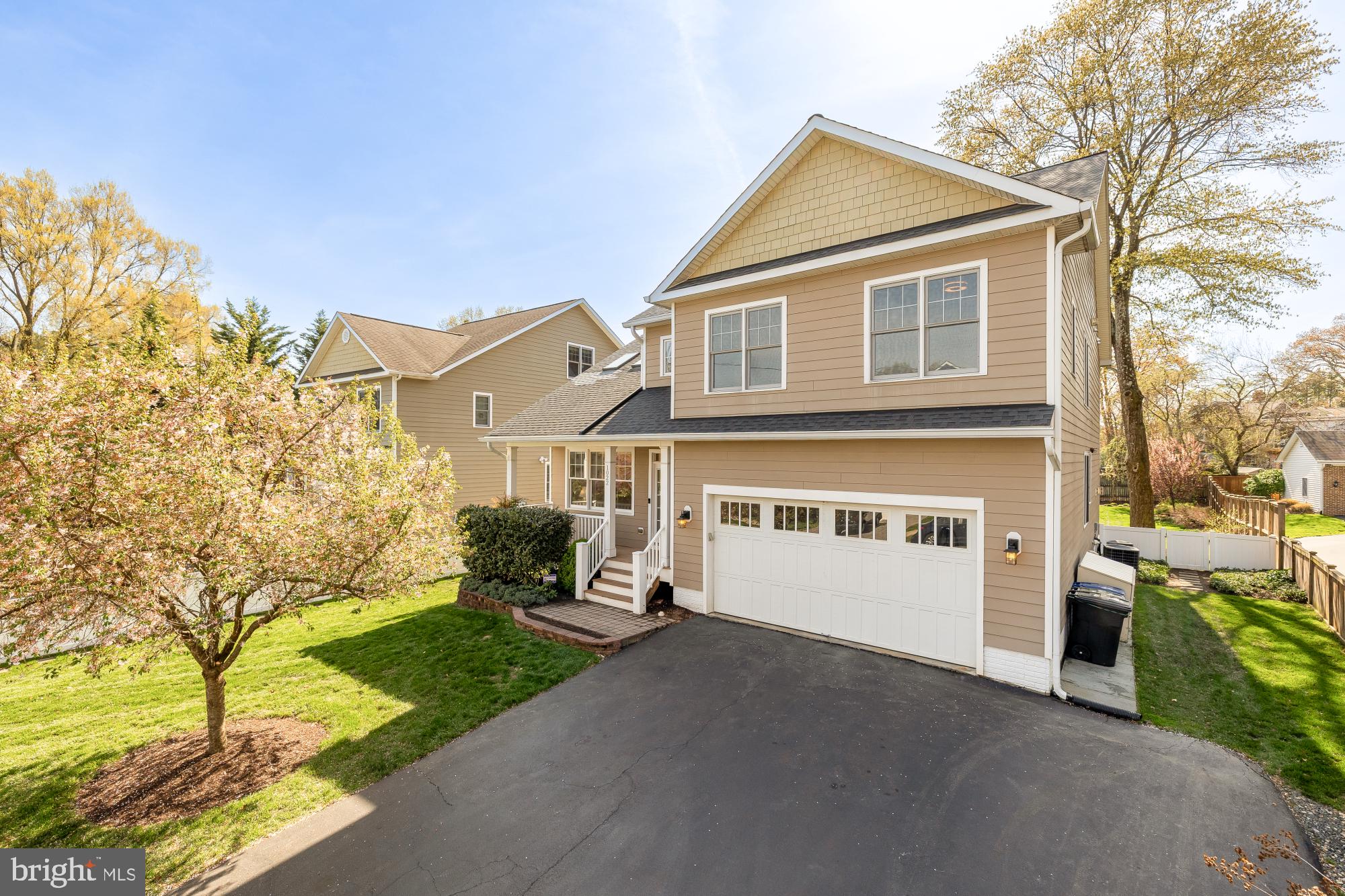 LACEY FOREST - Residential