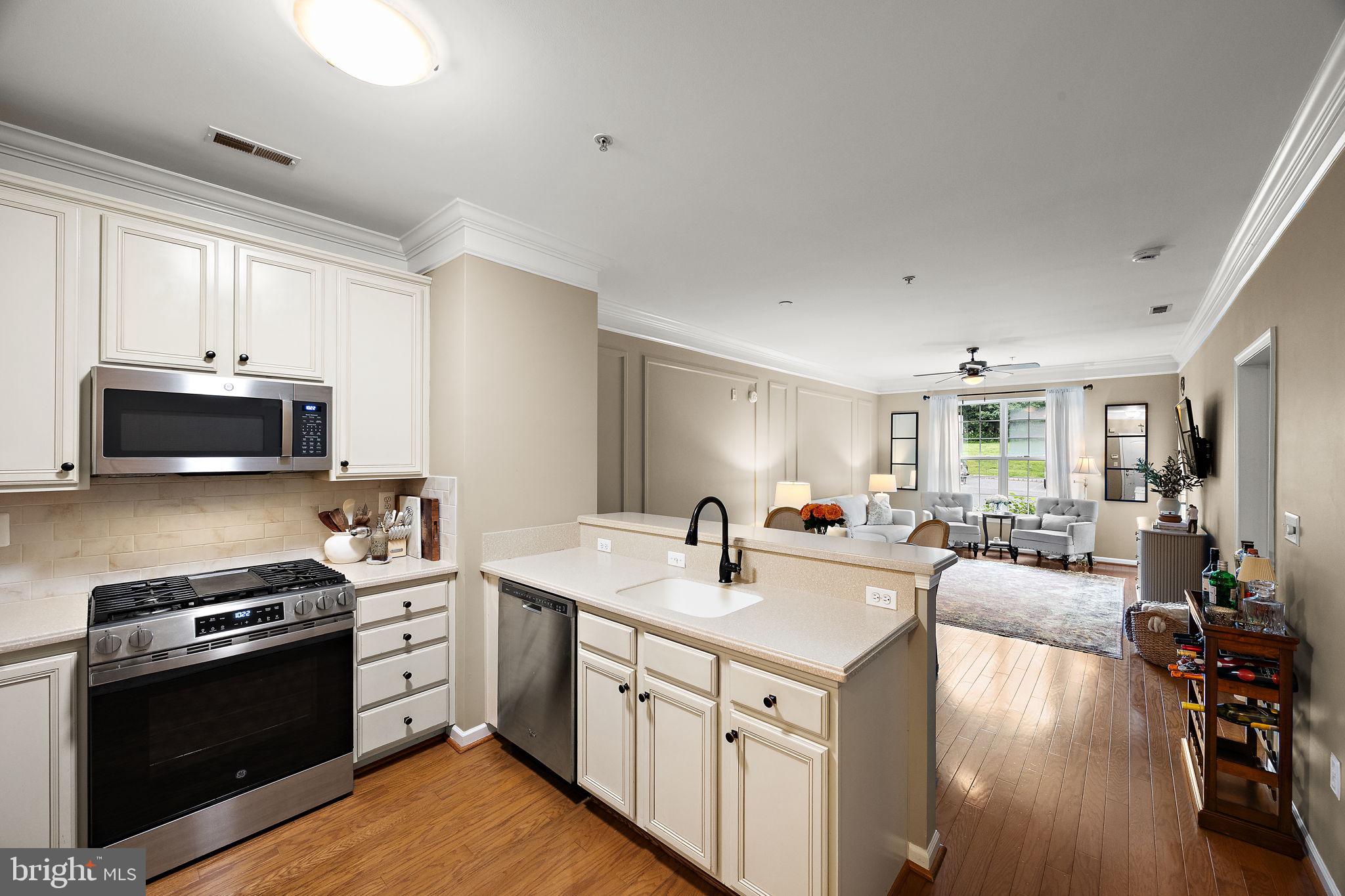 THE HOLLOW AT FOX VA - Residential
