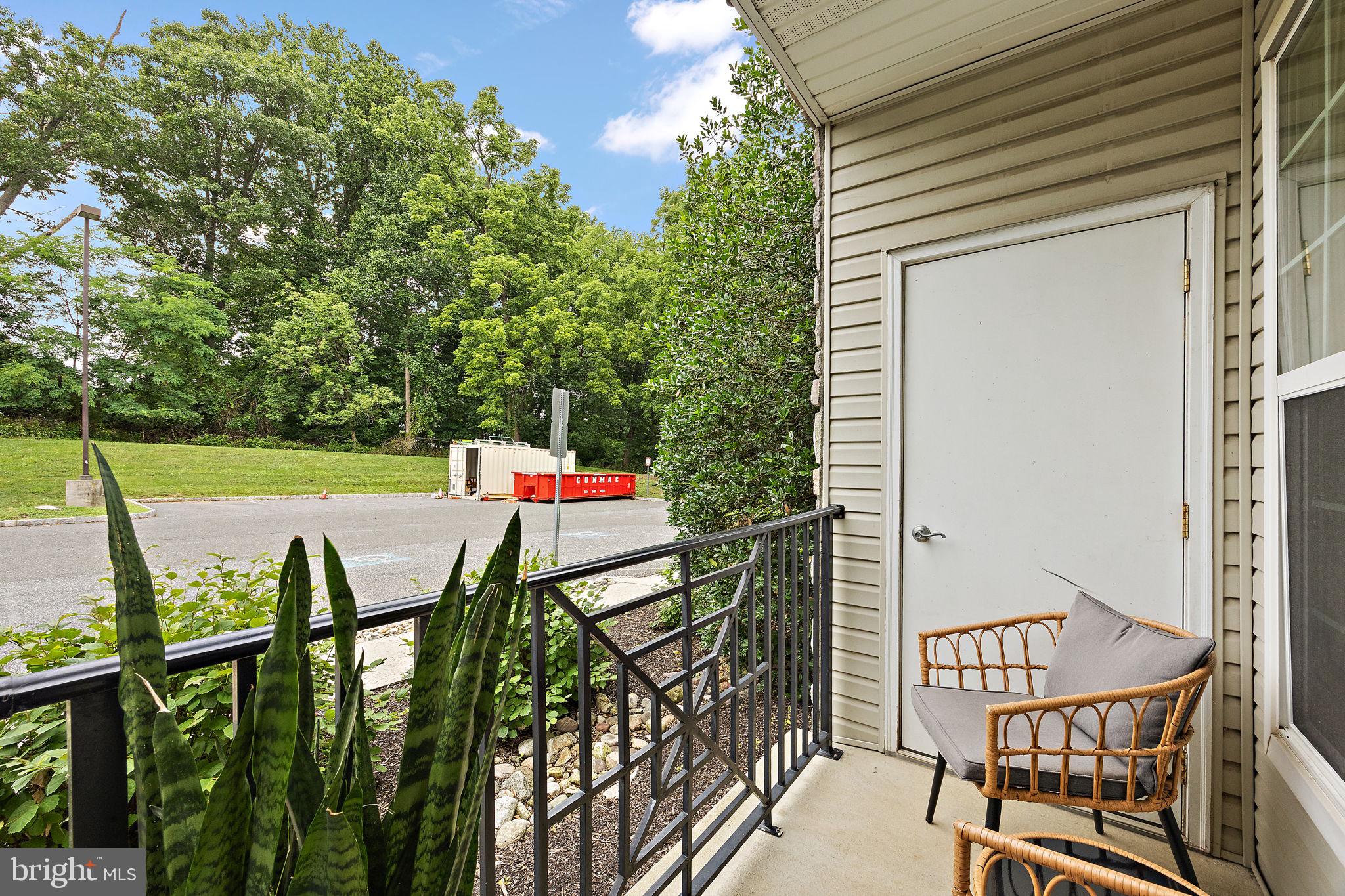 THE HOLLOW AT FOX VA - Residential