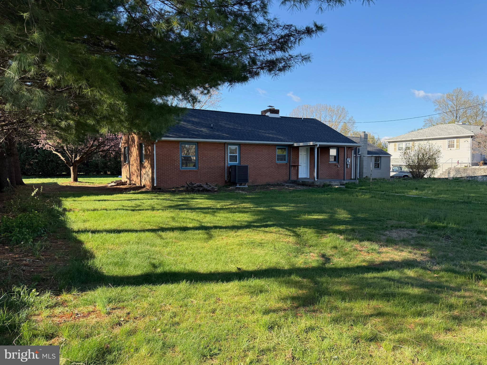 NORTH END - Residential
