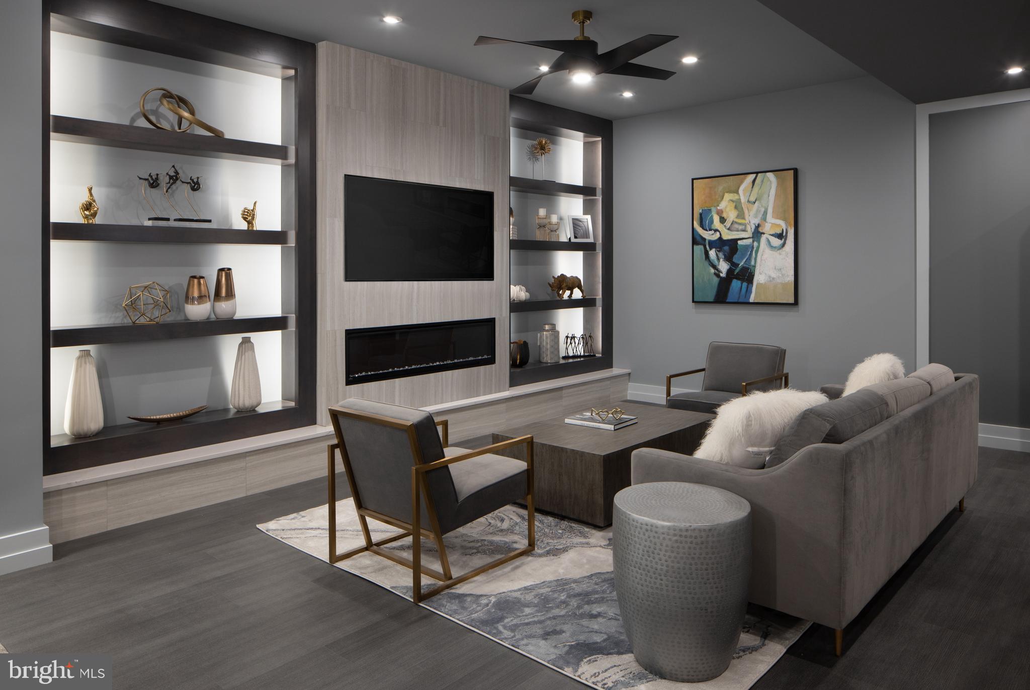 101 NORTH QUEEN - Residential
