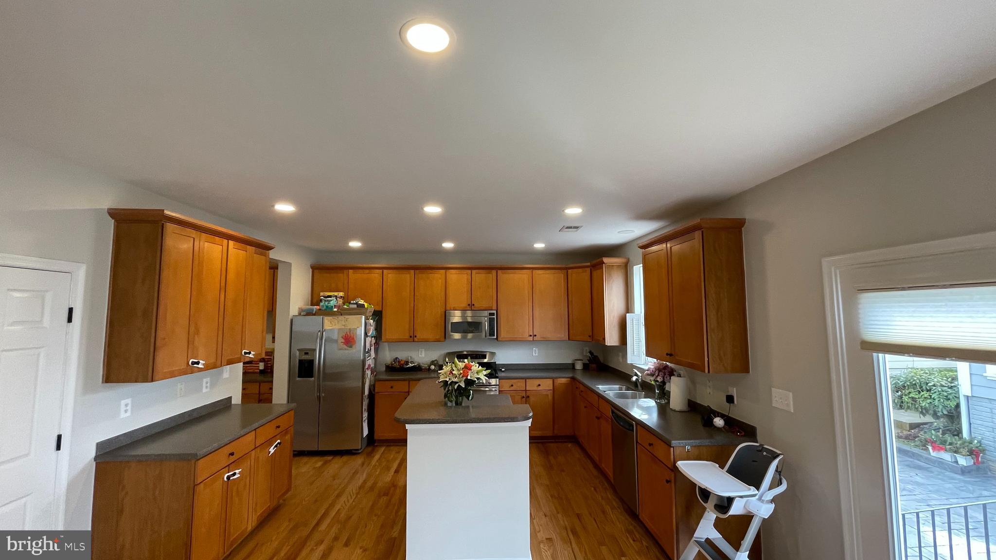 VILLAGE OF IDLEWILD - Residential Lease