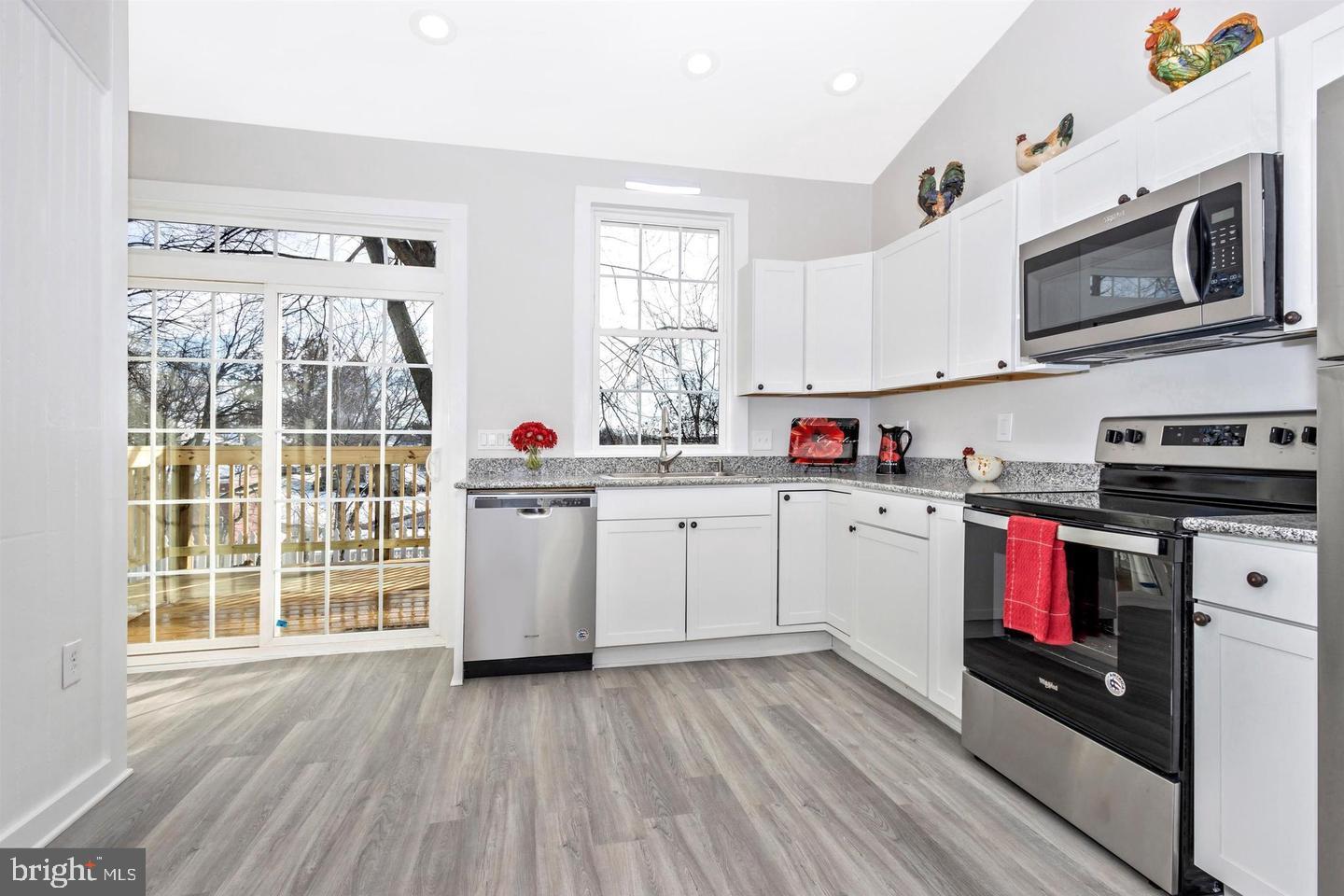 BRUNSWICK - Residential