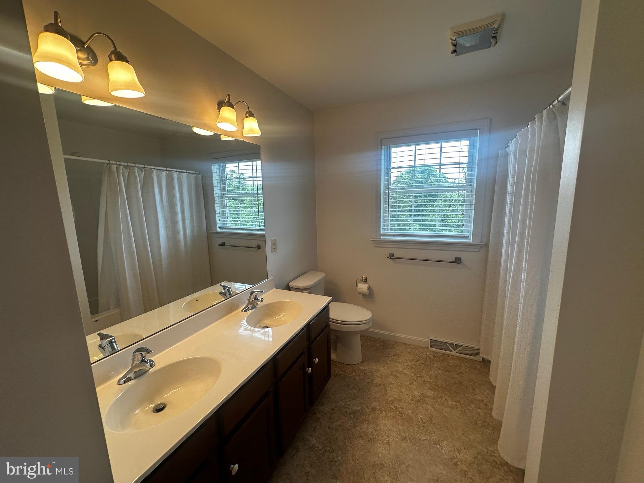 WOODS EDGE OF ELIZABETHTOWN - Residential