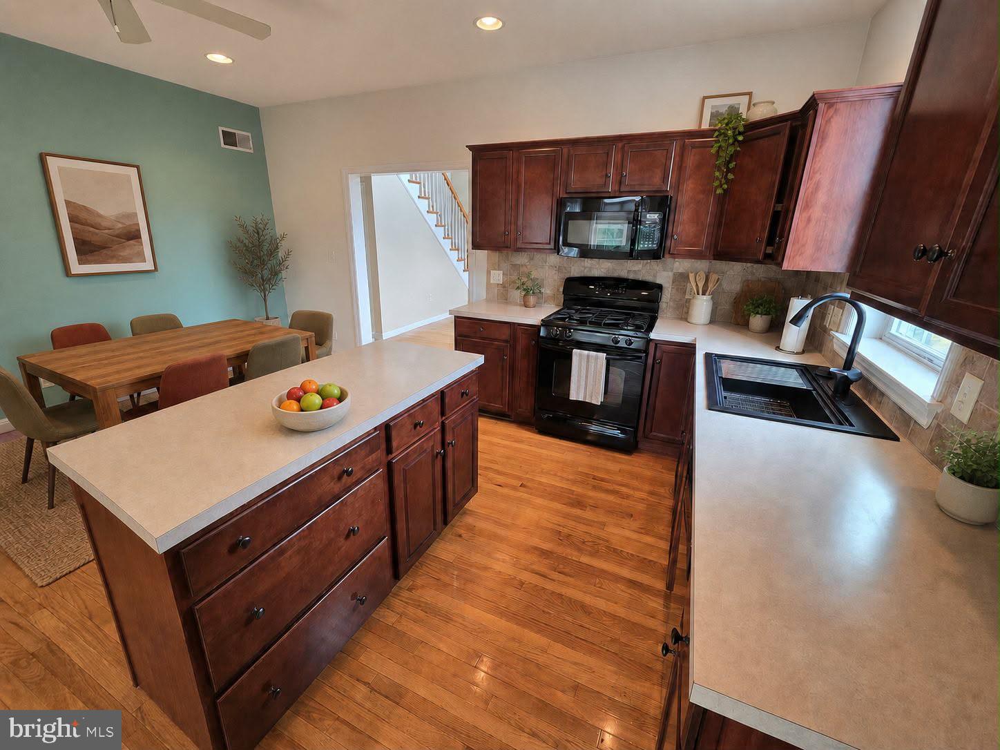 WOODS EDGE OF ELIZABETHTOWN - Residential
