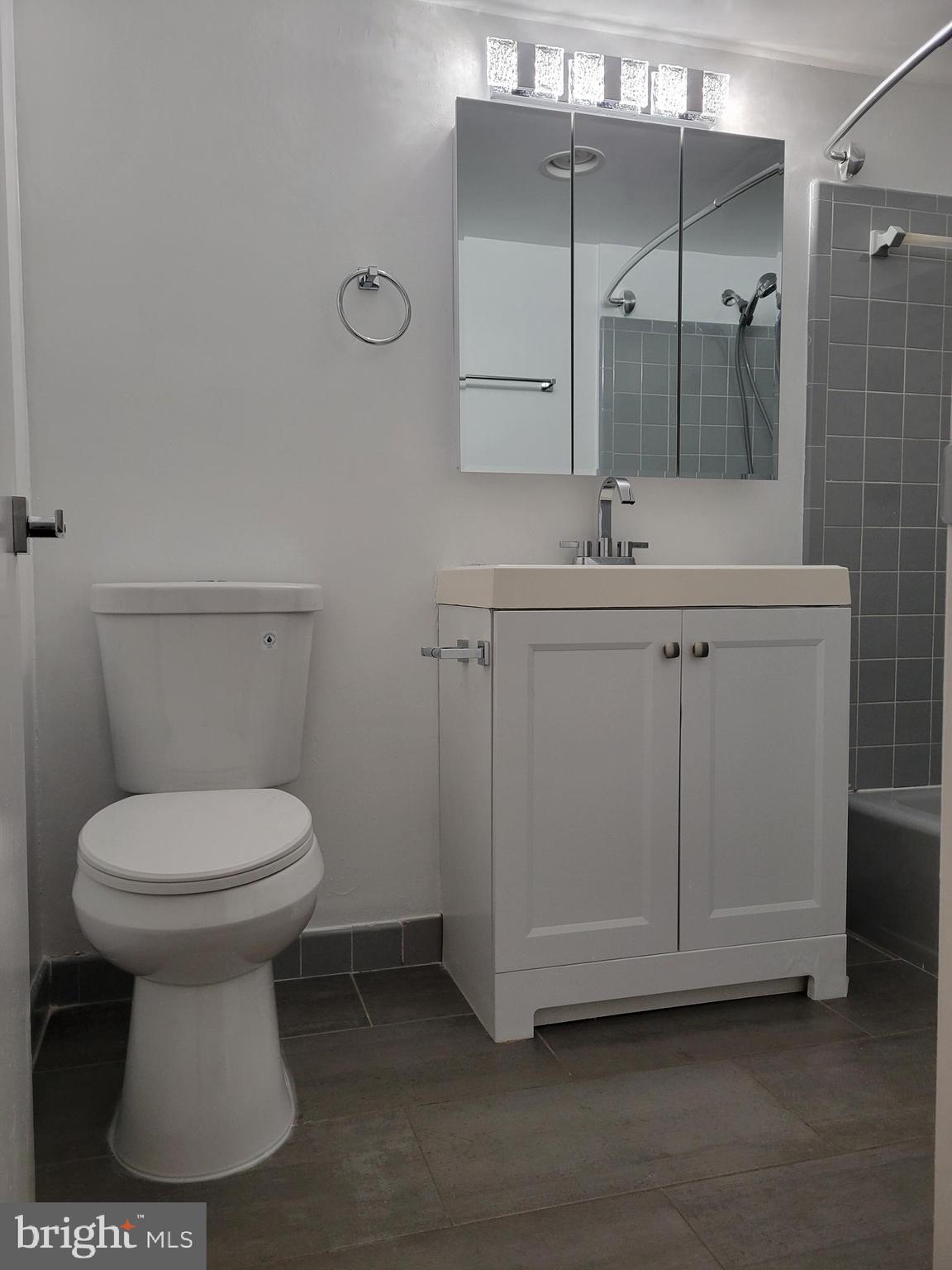 SILVER SPRING - Residential