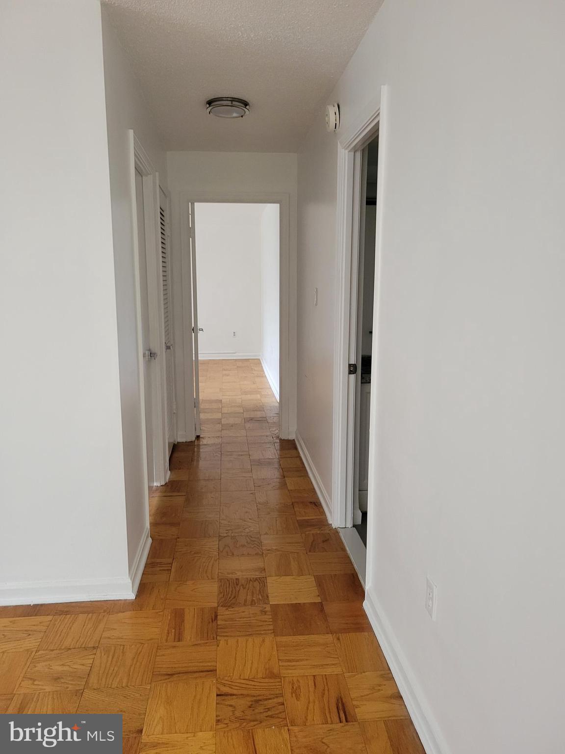 SILVER SPRING - Residential