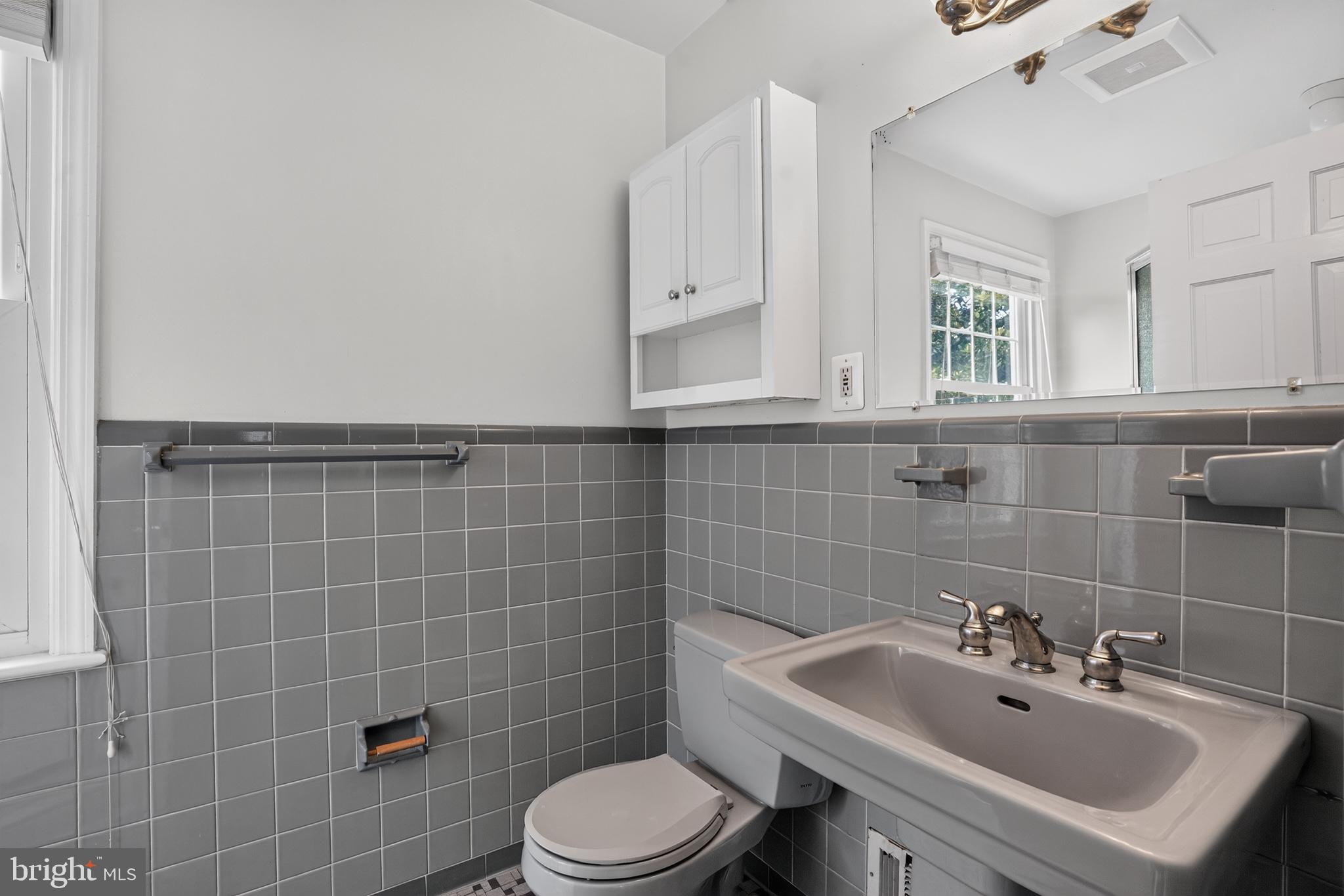 KENWOOD PARK - Residential