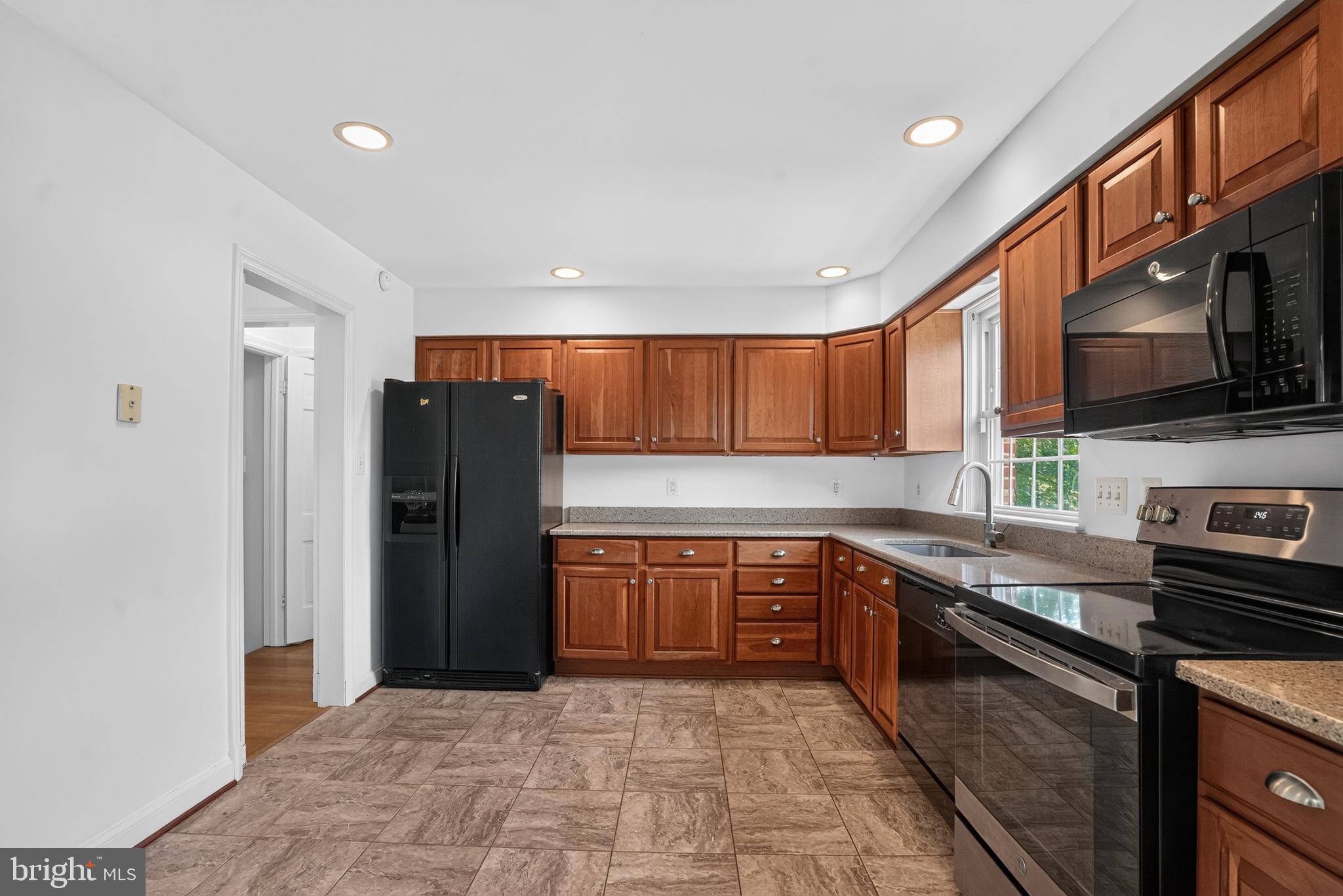 KENWOOD PARK - Residential