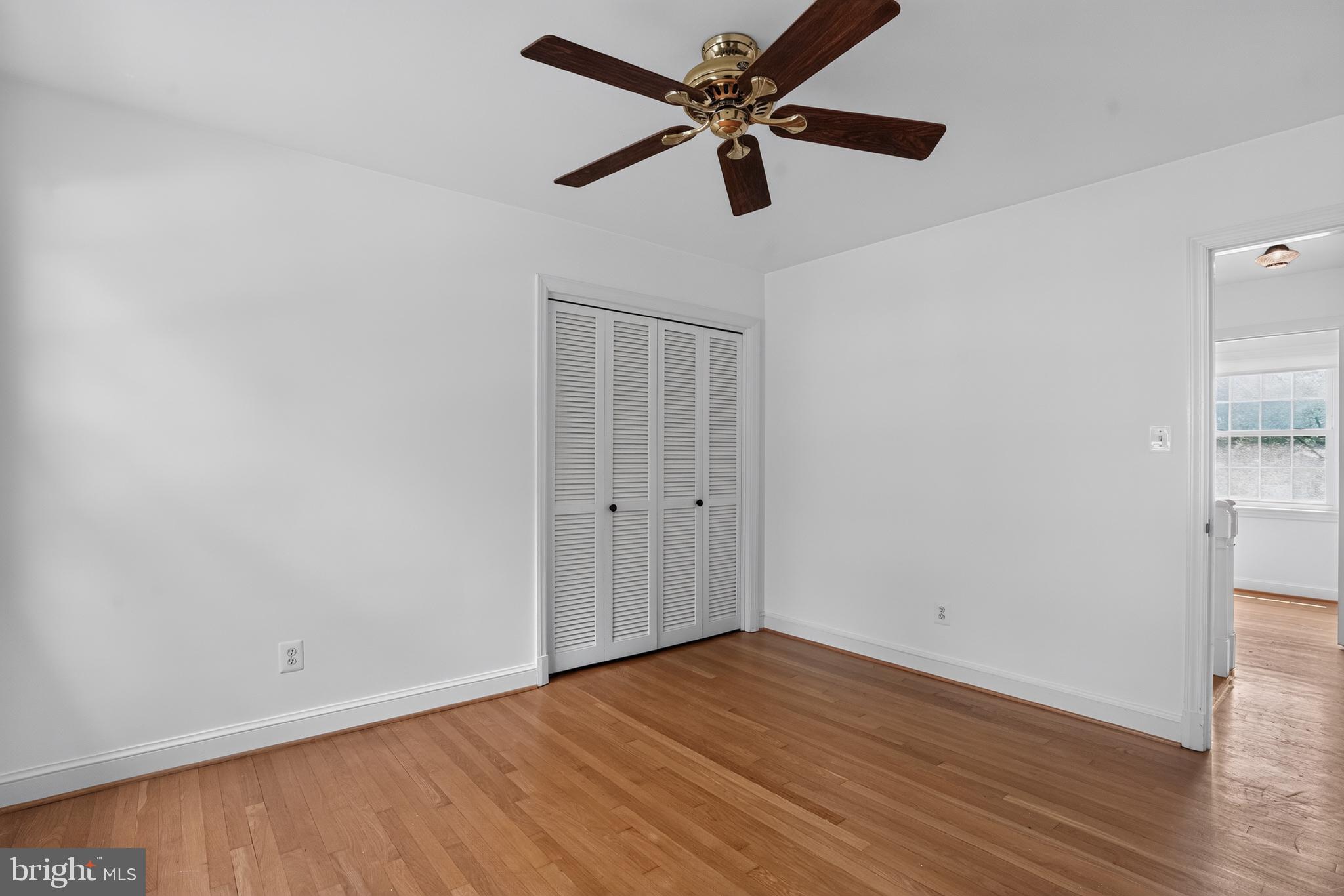 KENWOOD PARK - Residential