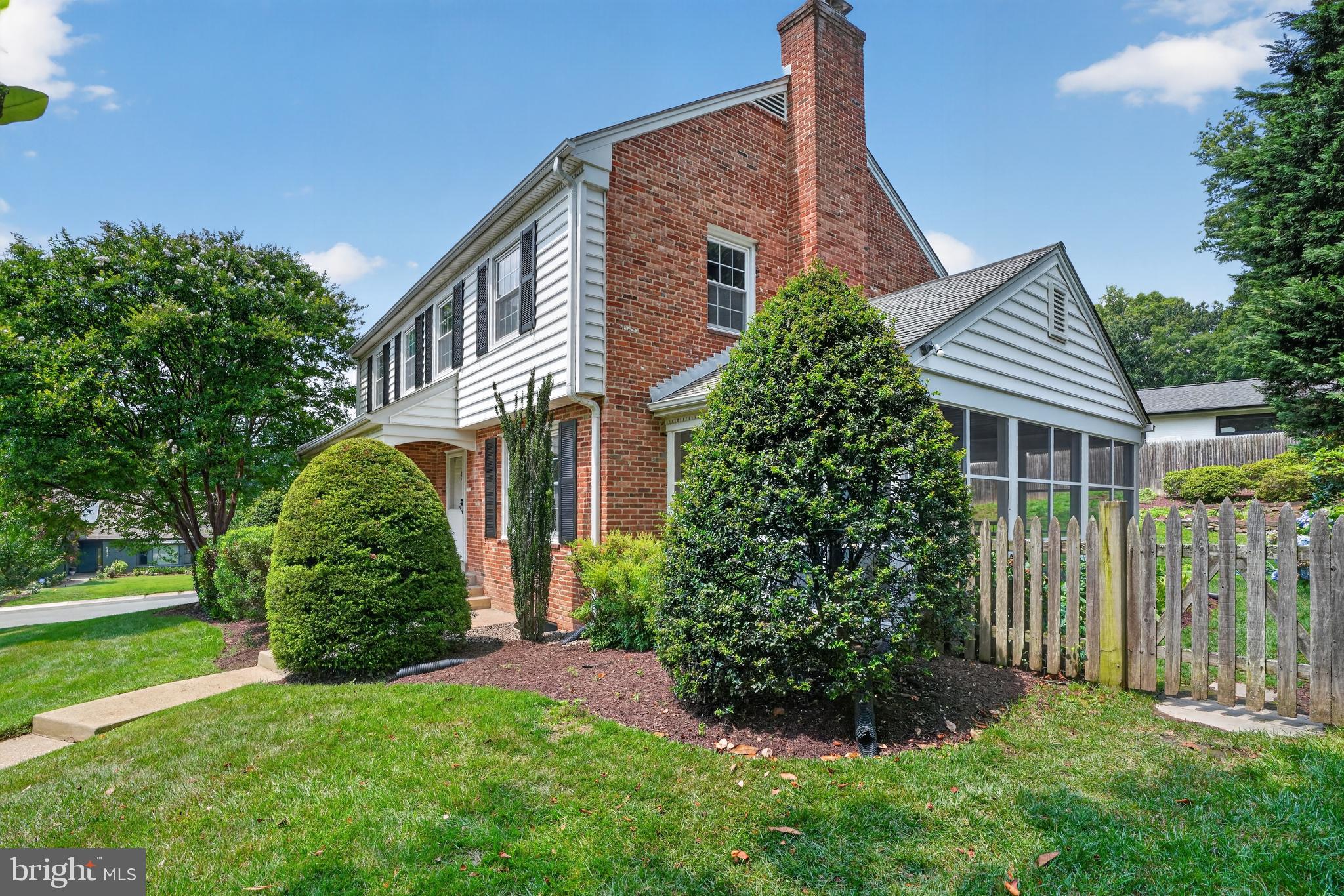 KENWOOD PARK - Residential
