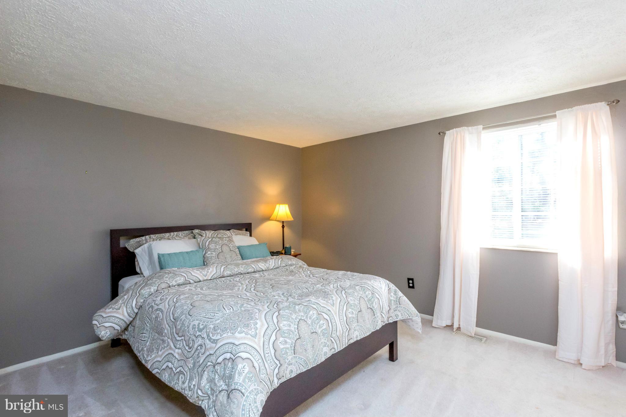 BURLEIGH MANOR - Residential