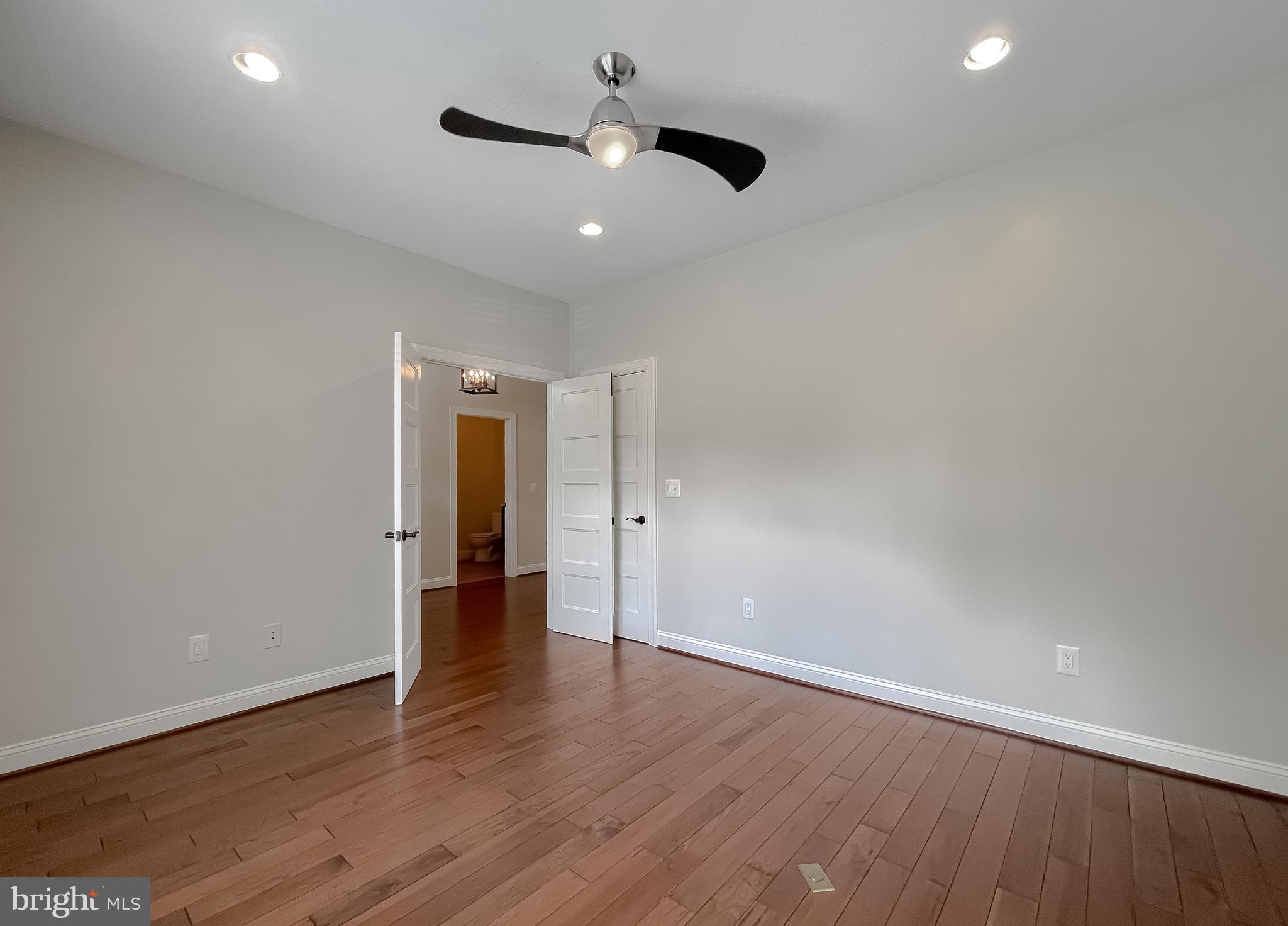 HALF PONE POINT - Residential