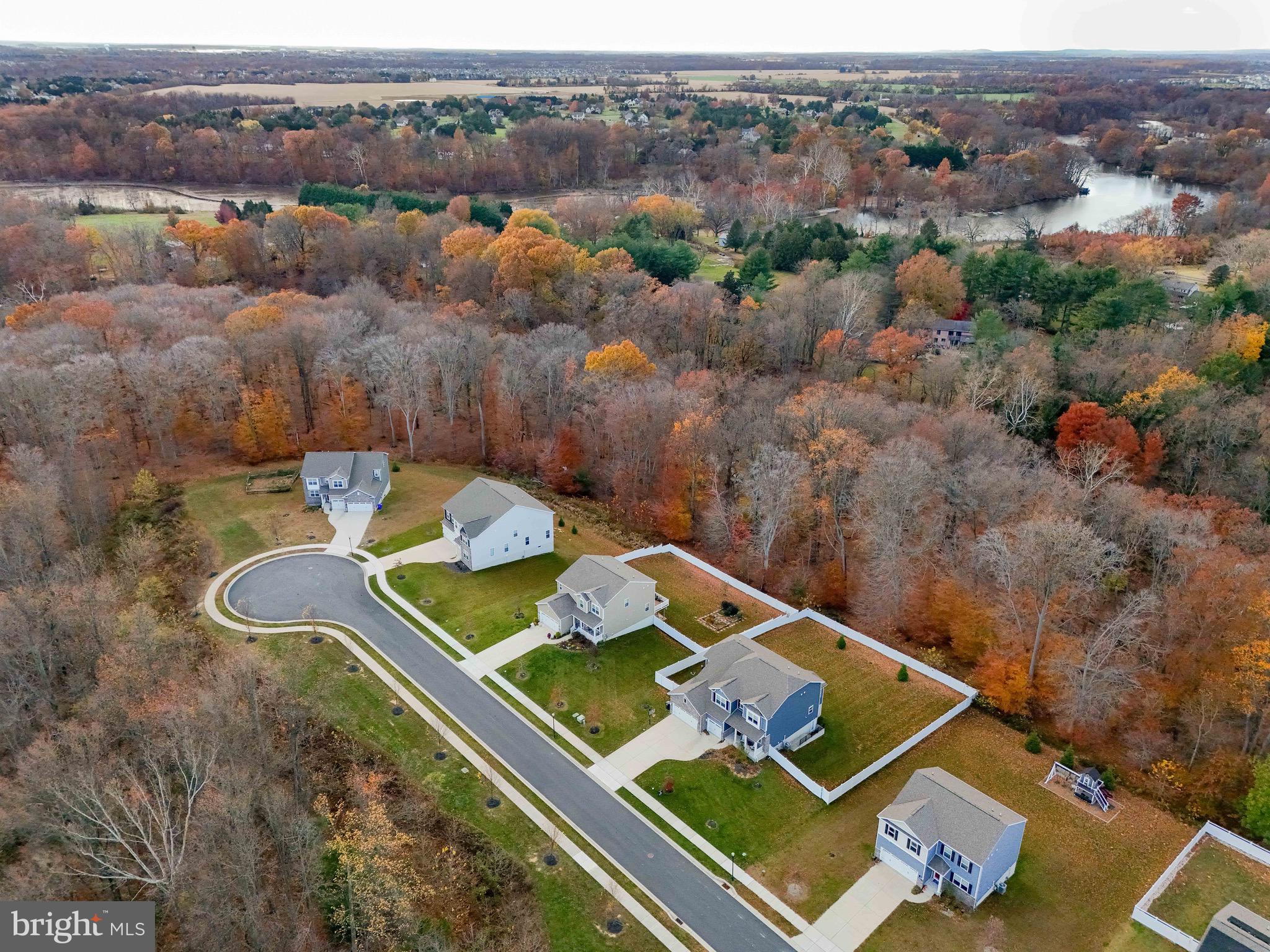 SHANNON COVE - Residential