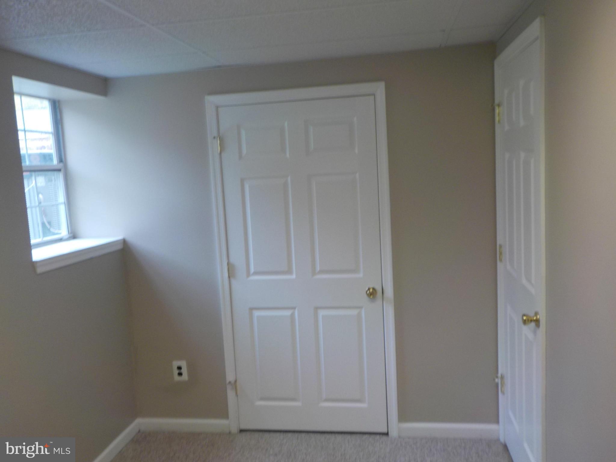 PINEY RIDGE VILLAGE - Residential Lease