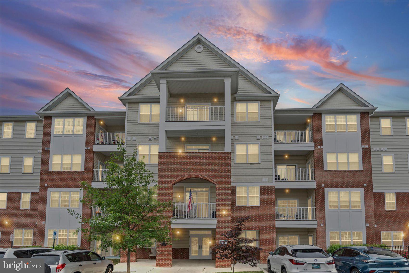 OVERLOOK AT GATEWAY - Residential