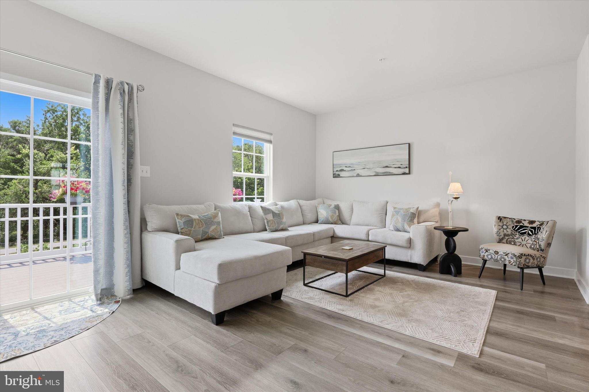 BELLE AIR TOWNHOMES - Residential
