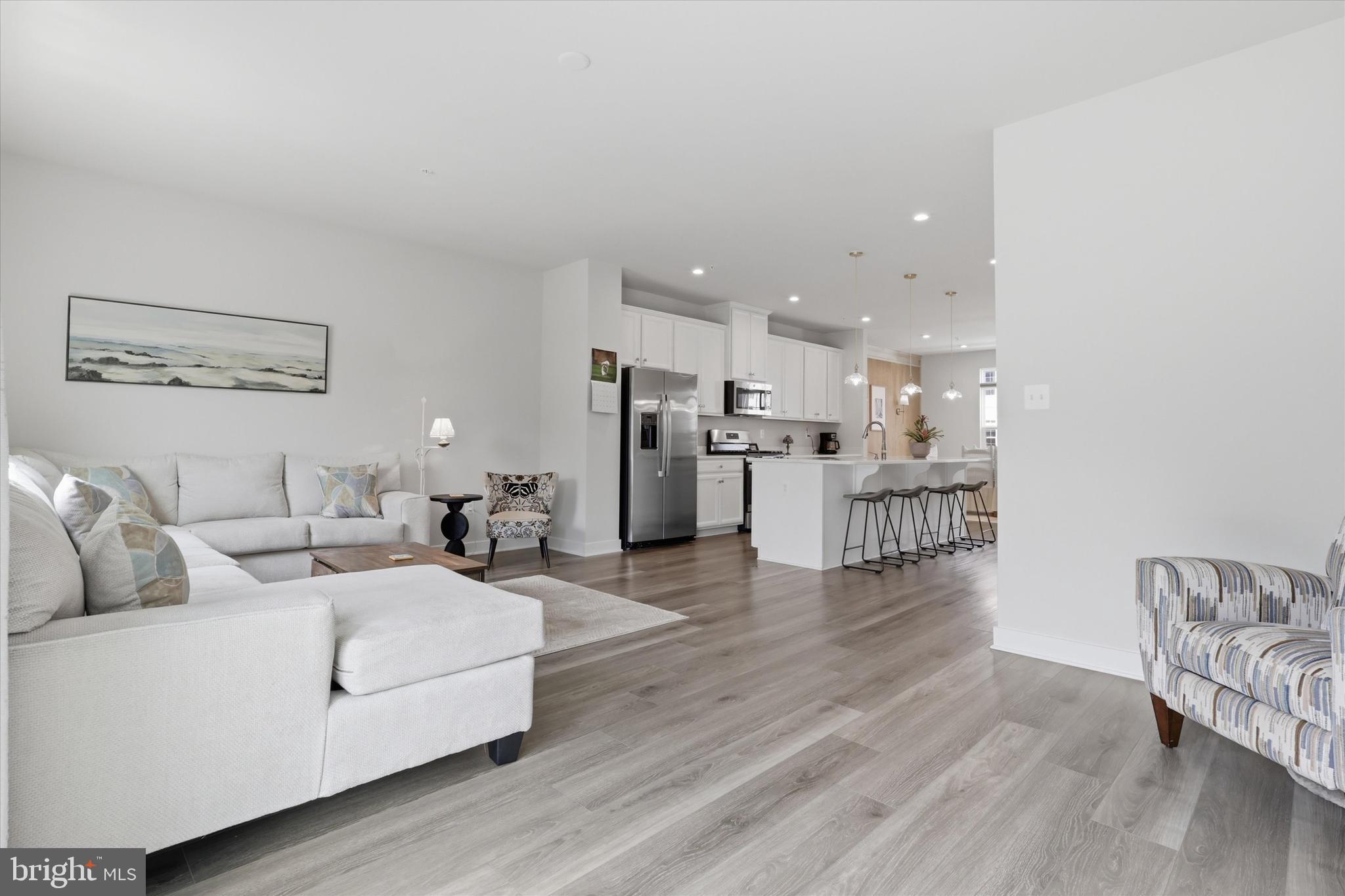 BELLE AIR TOWNHOMES - Residential