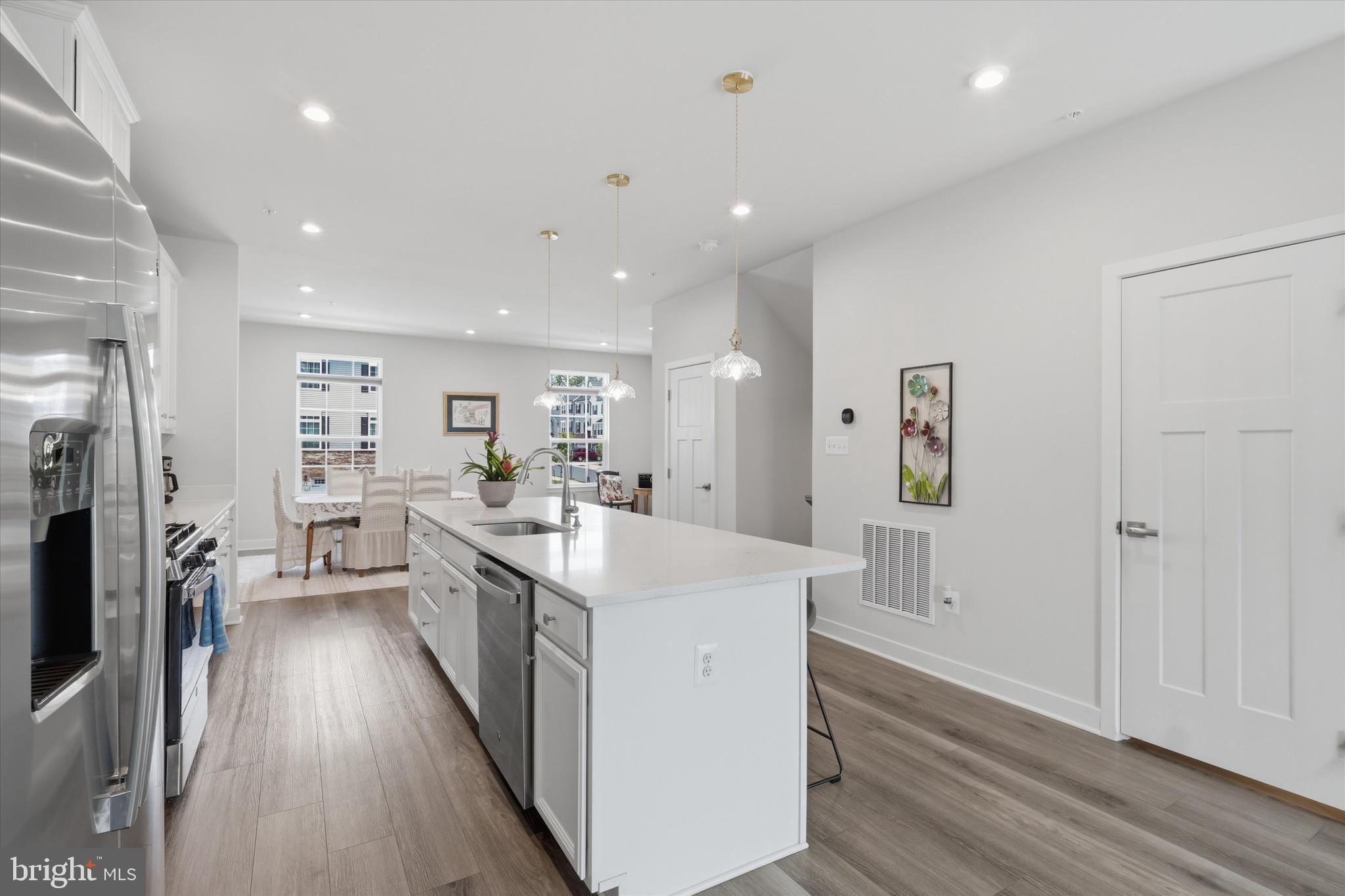 BELLE AIR TOWNHOMES - Residential