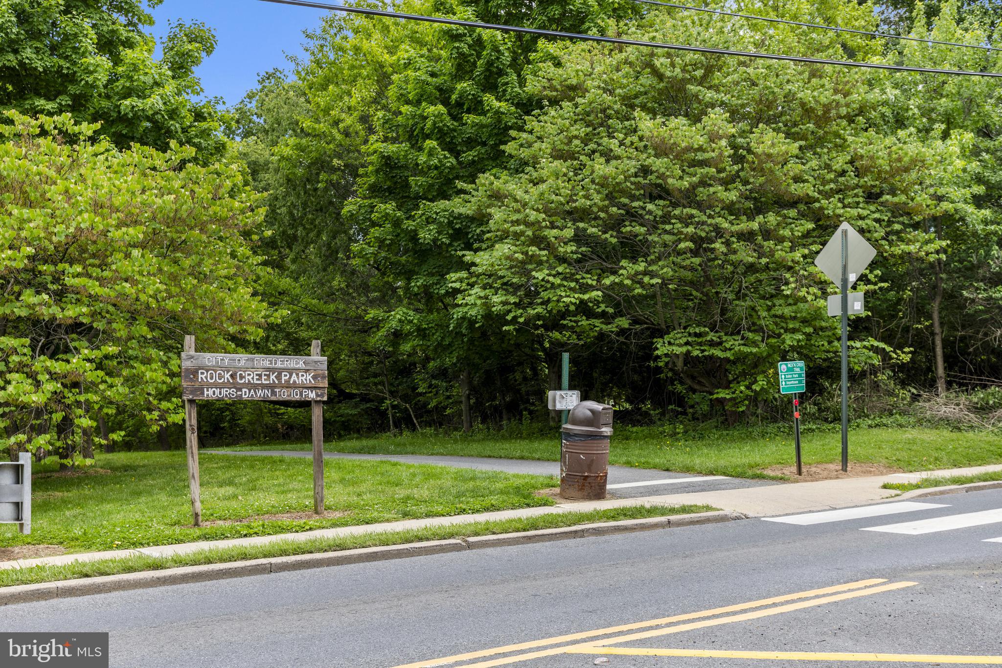 BELLE AIR TOWNHOMES - Residential