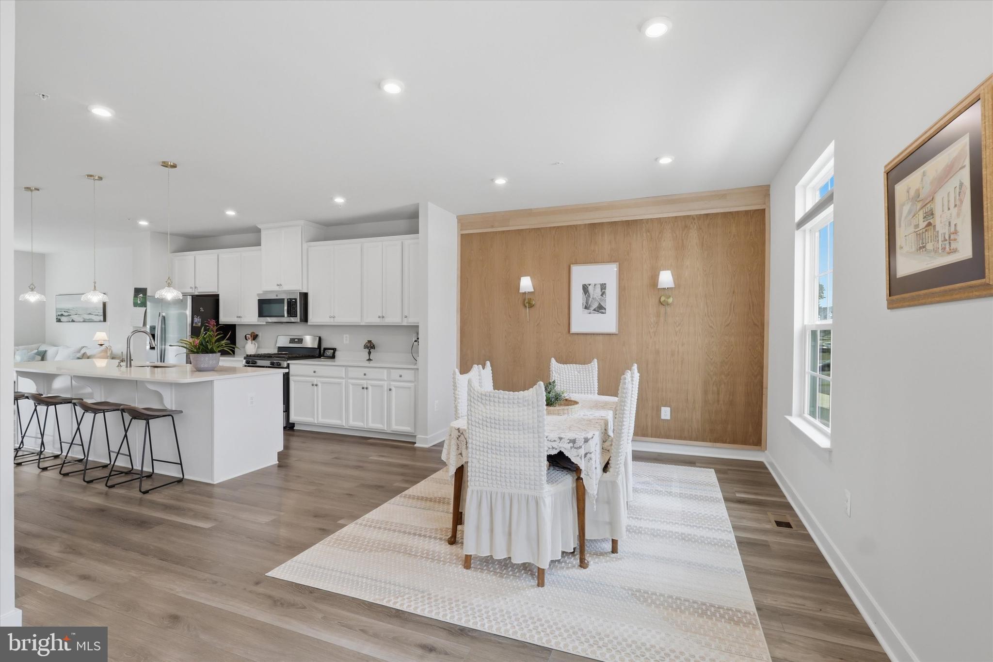 BELLE AIR TOWNHOMES - Residential