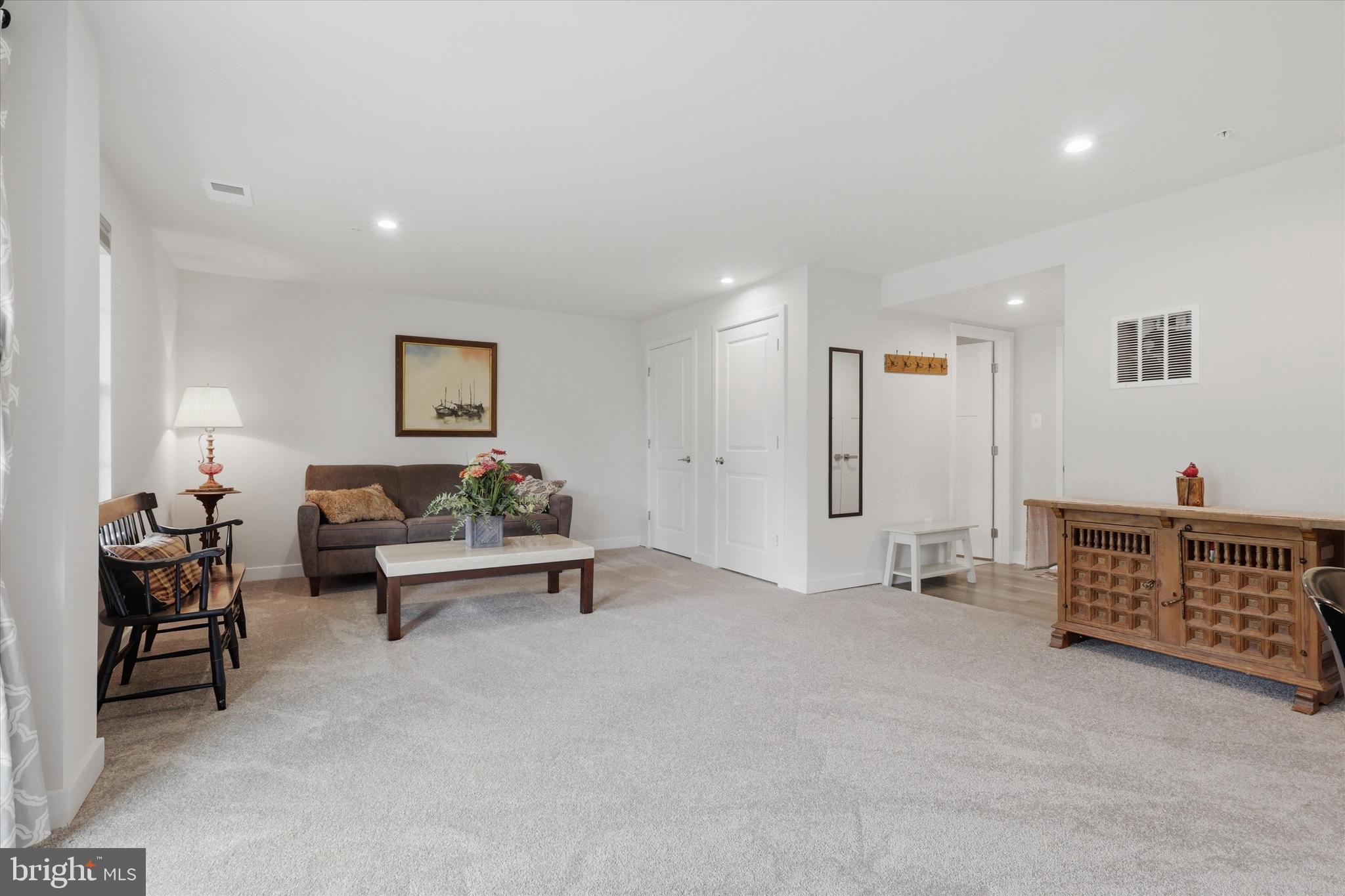 BELLE AIR TOWNHOMES - Residential