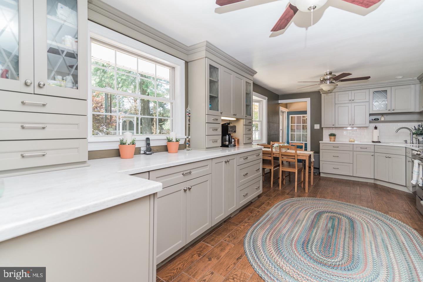 COLONIAL ACRES - Residential Lease