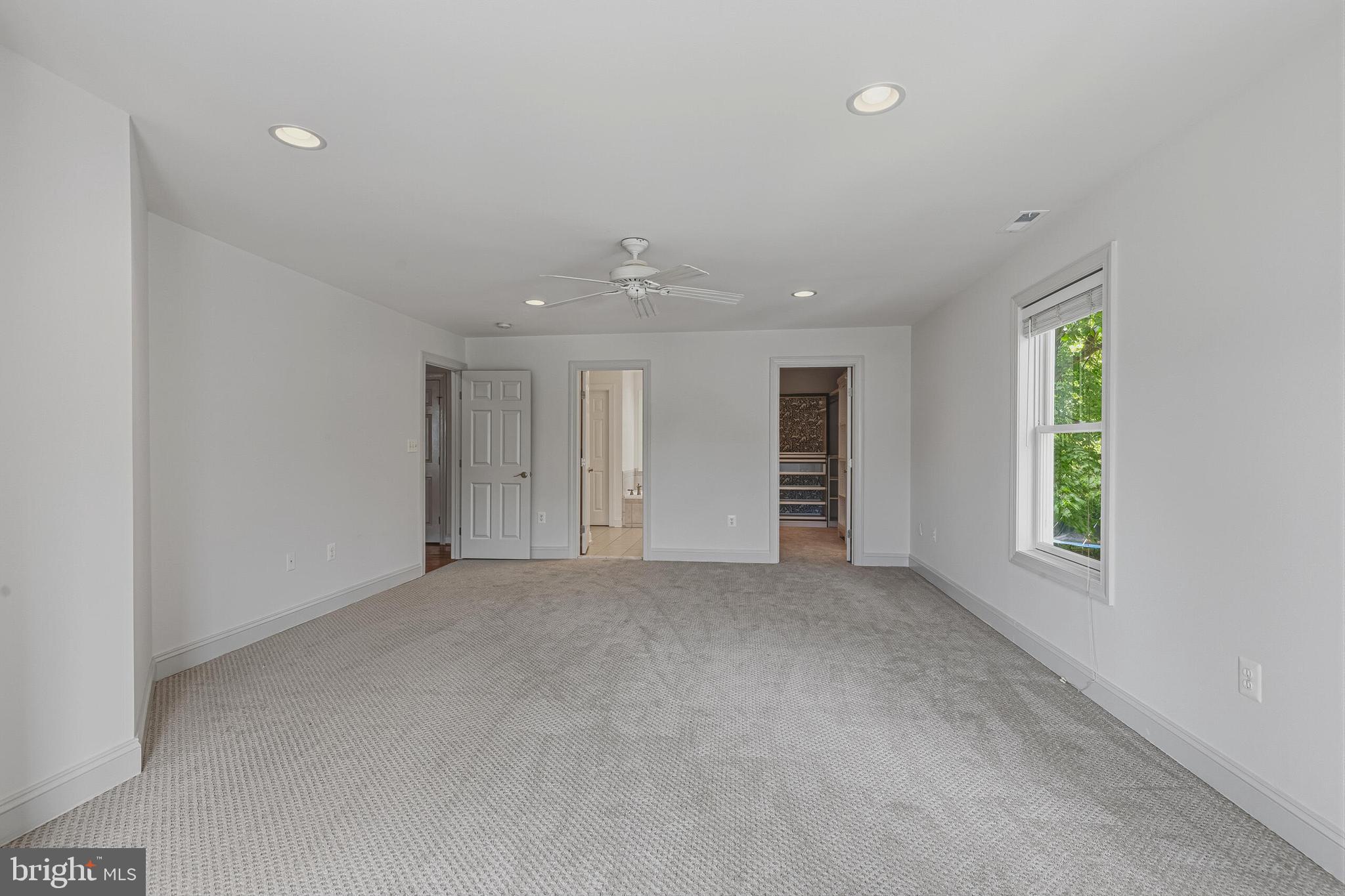 GALESVILLE ESTATES - Residential