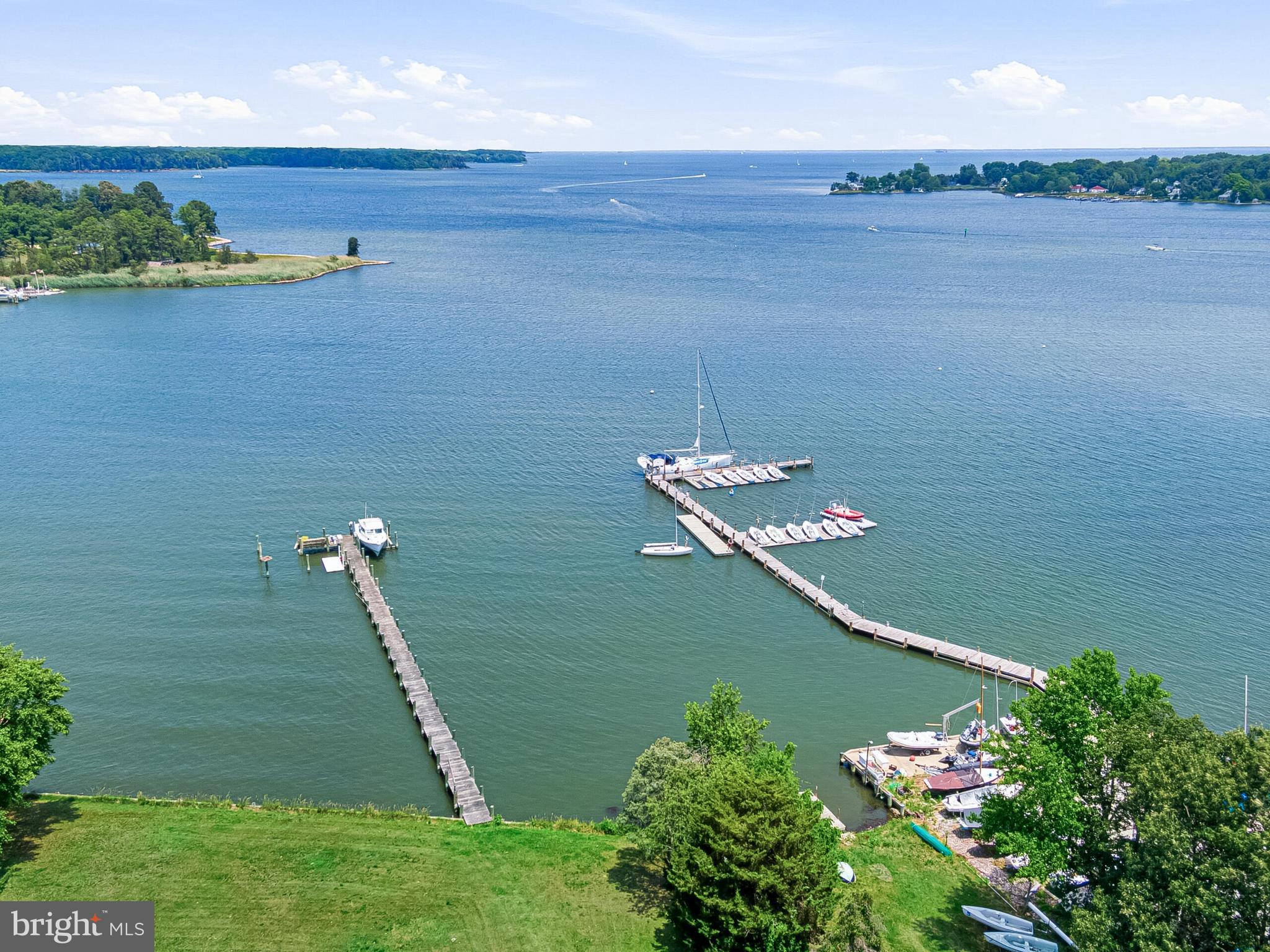 GALESVILLE ESTATES - Residential