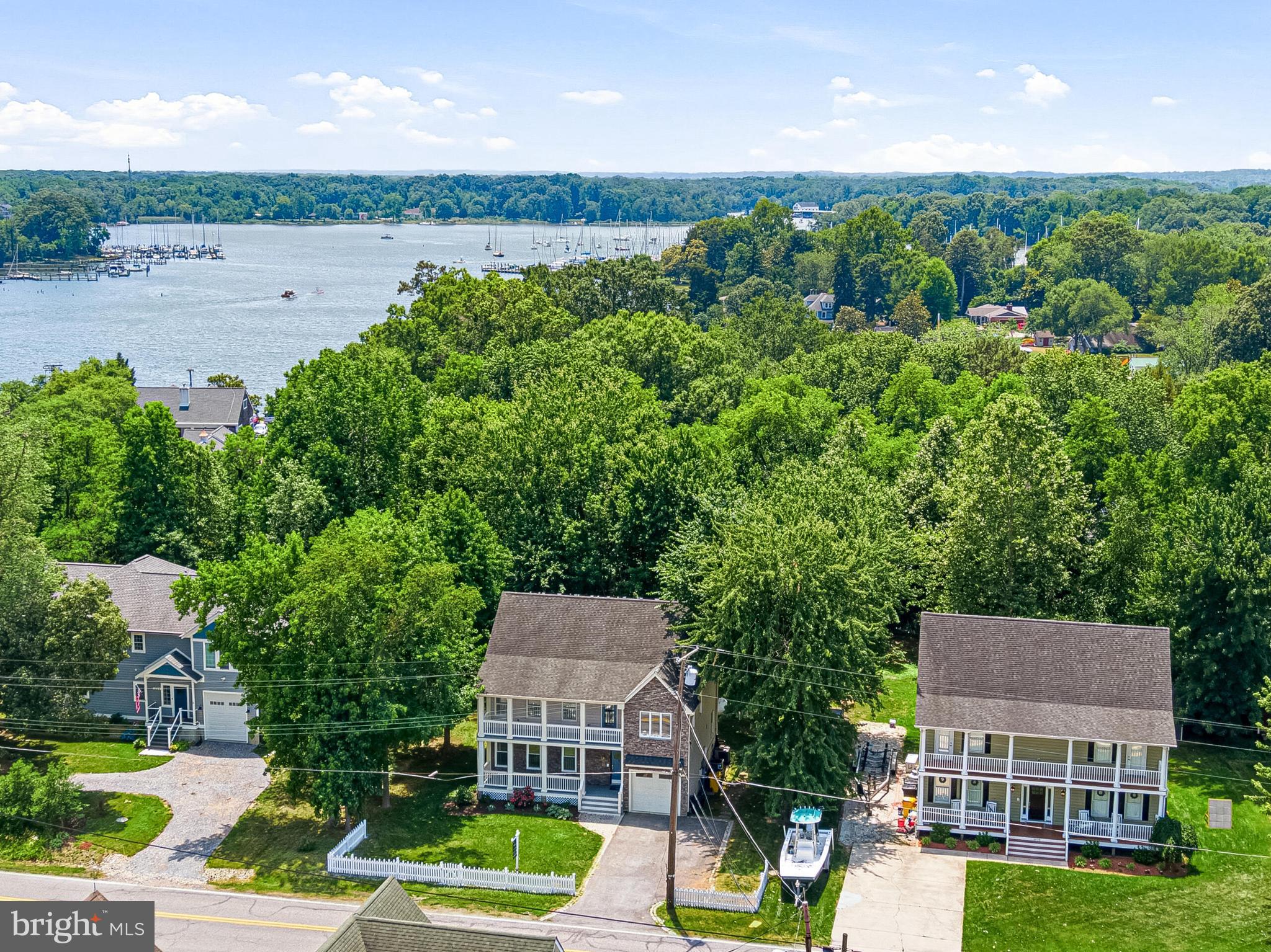 GALESVILLE ESTATES - Residential