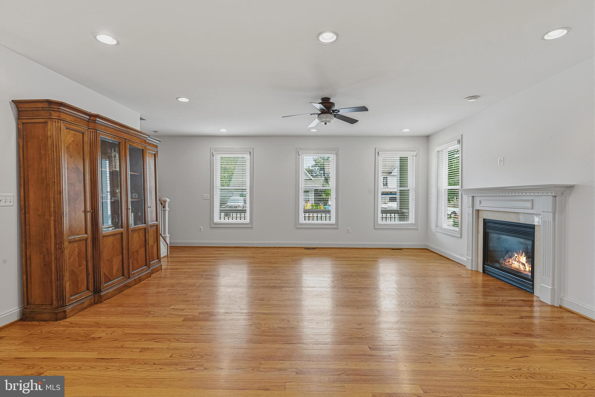 GALESVILLE ESTATES - Residential