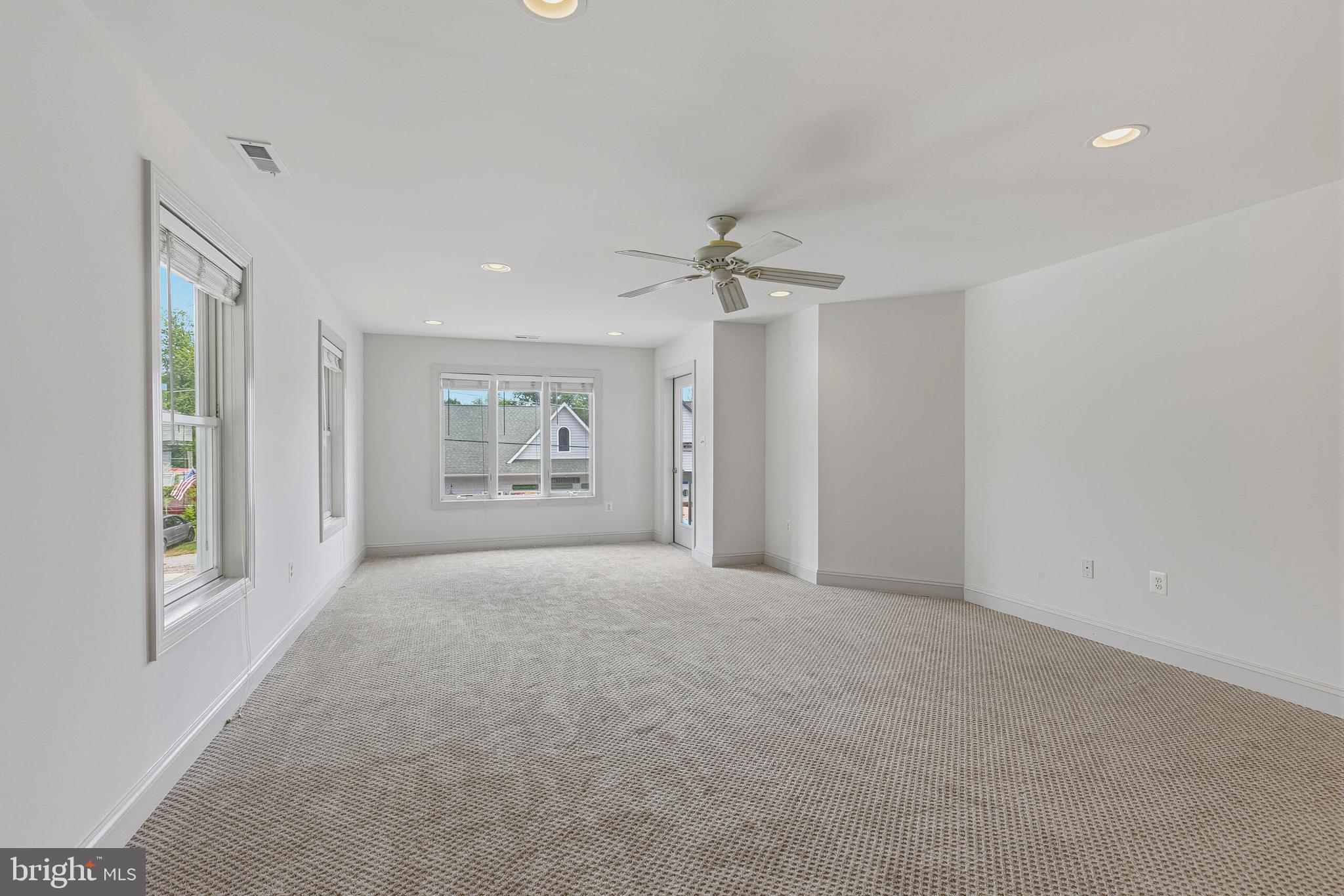 GALESVILLE ESTATES - Residential