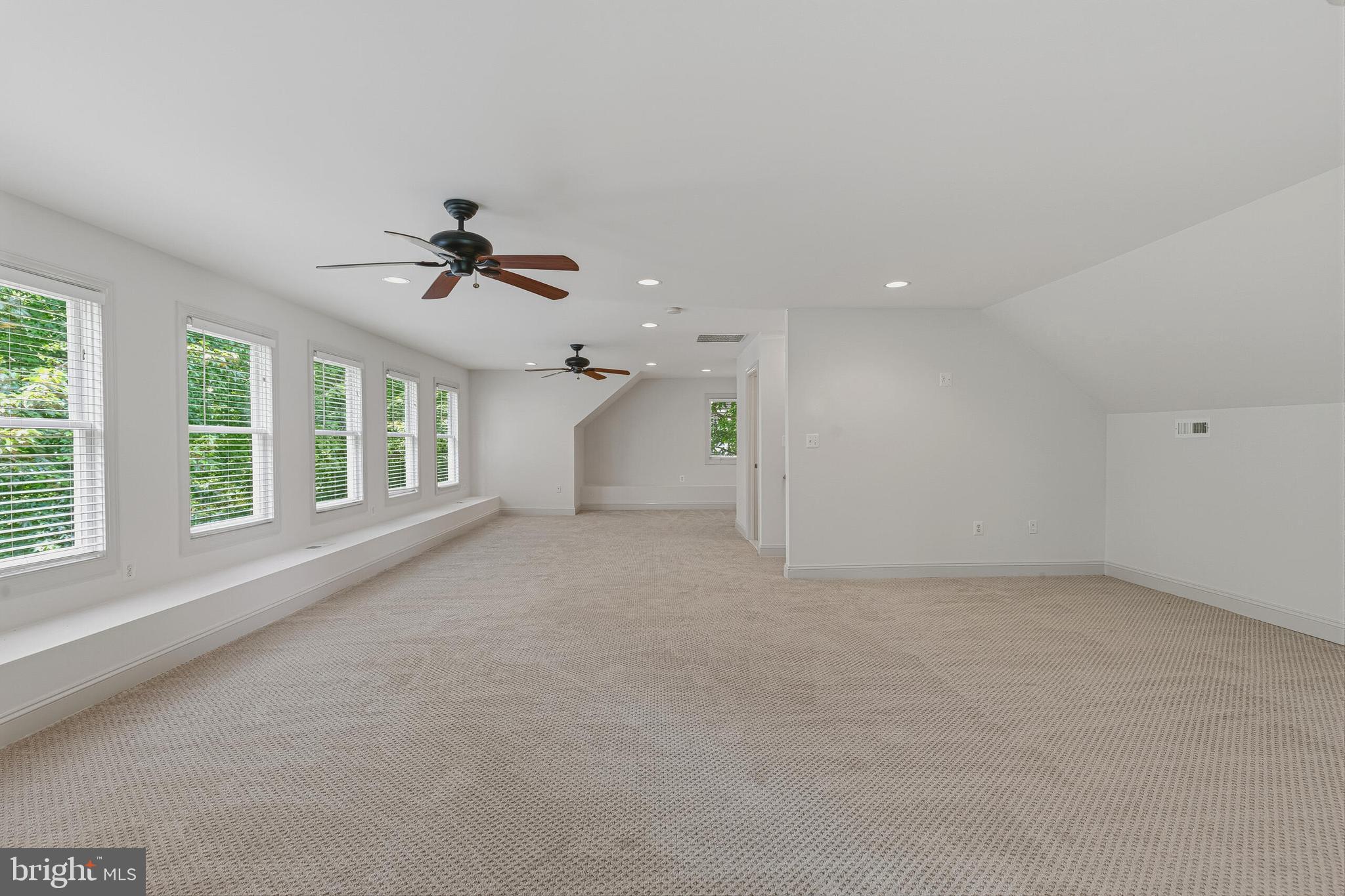 GALESVILLE ESTATES - Residential