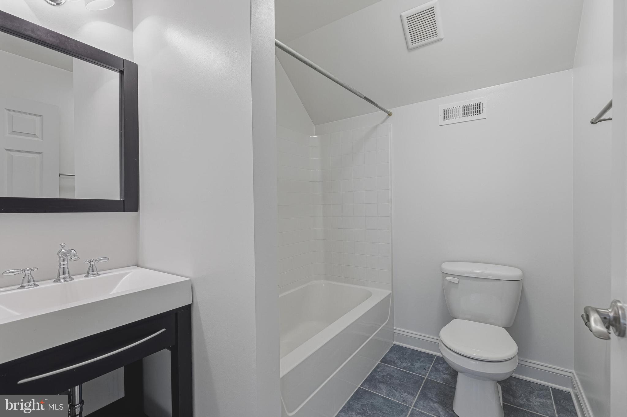GALESVILLE ESTATES - Residential