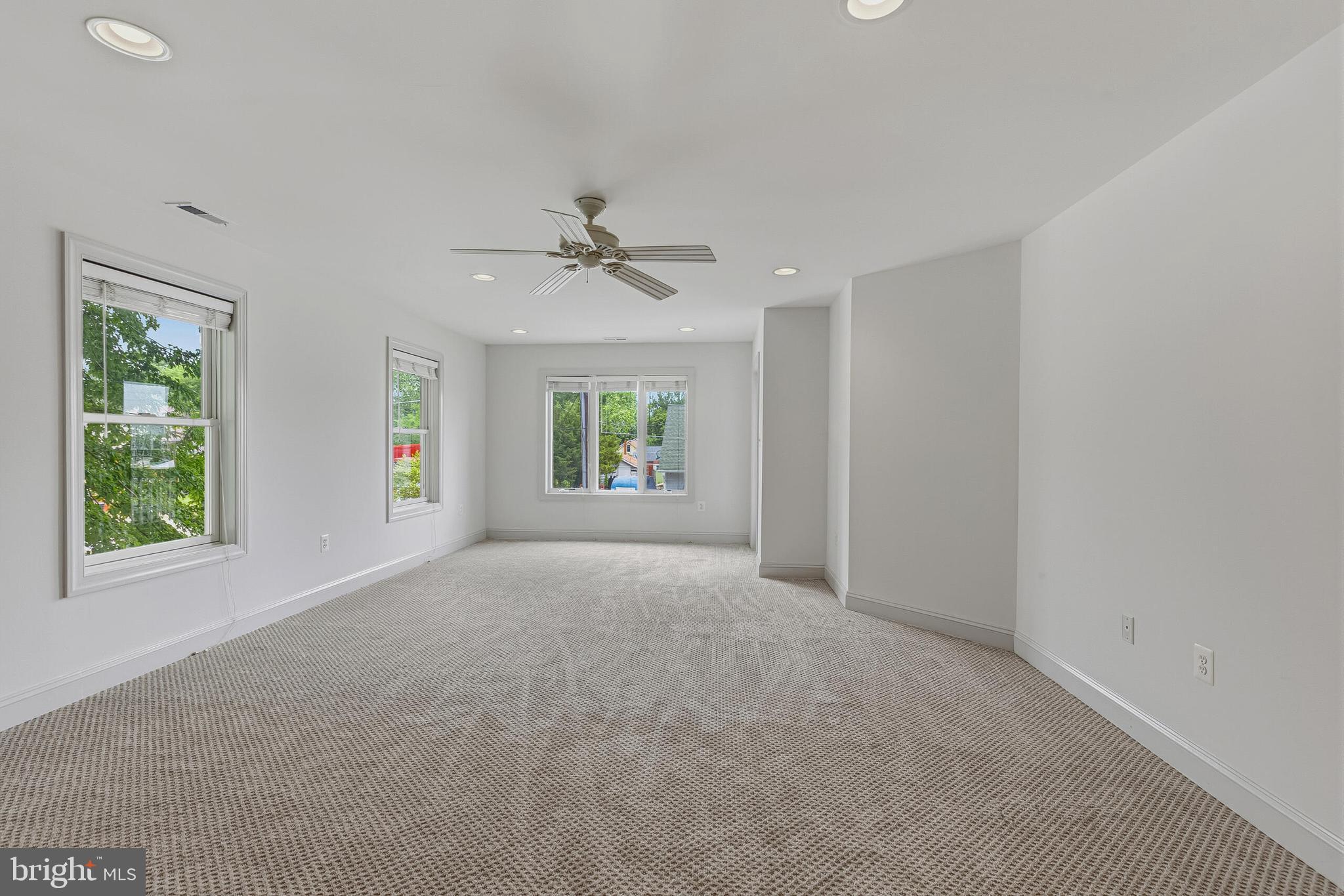 GALESVILLE ESTATES - Residential