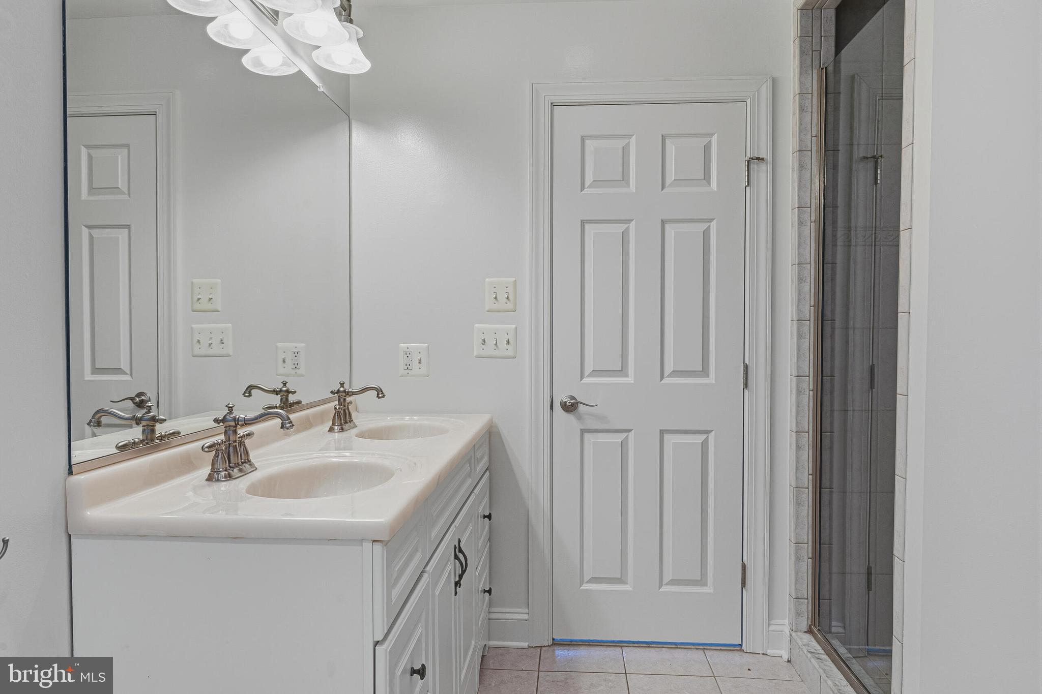 GALESVILLE ESTATES - Residential